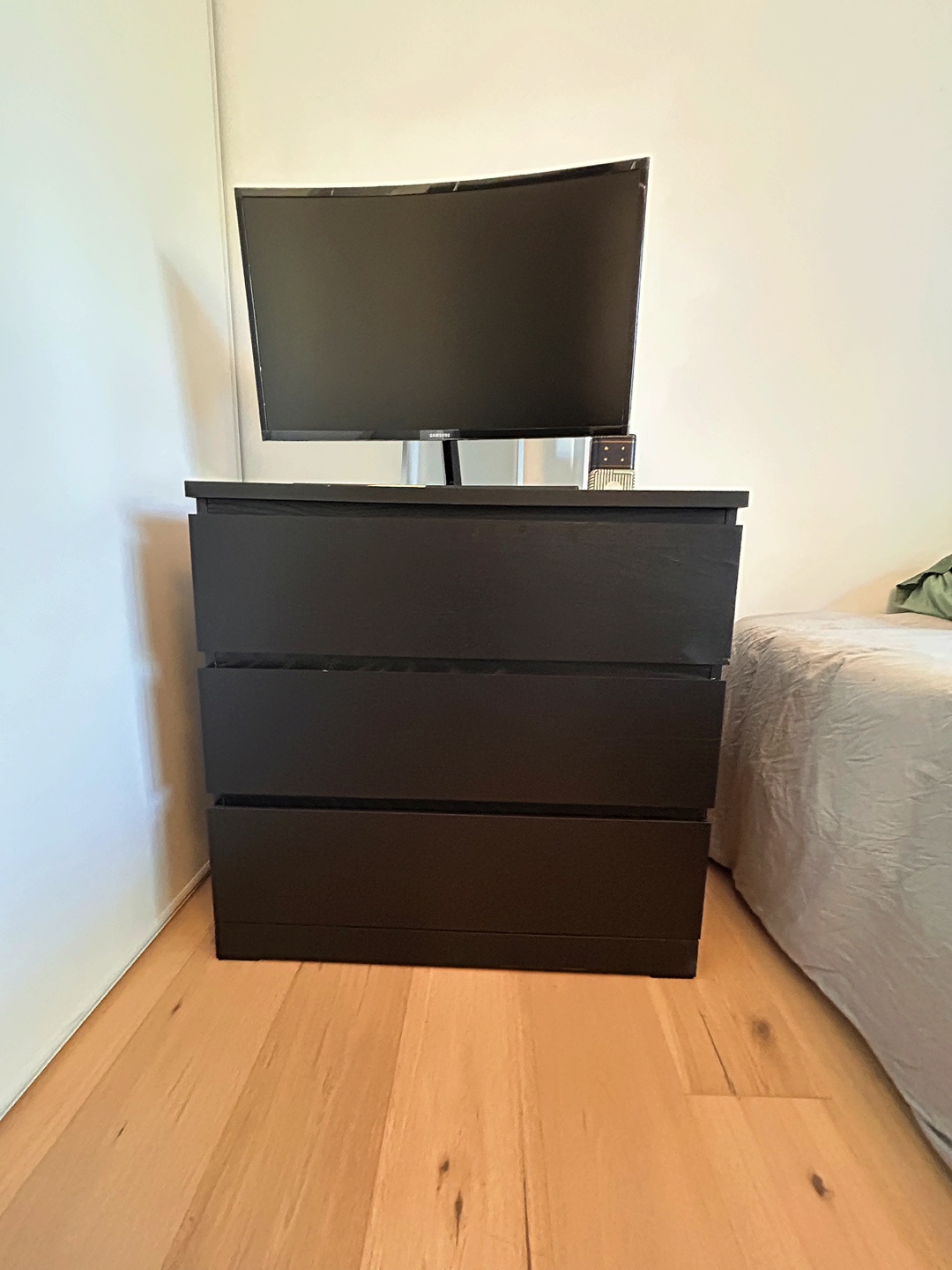 IKEA Malm Black-Brown Dresser