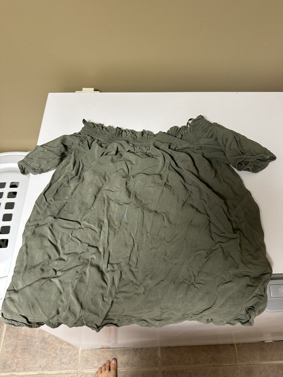 Olive Green Off-the-Shoulder Top Size Medium