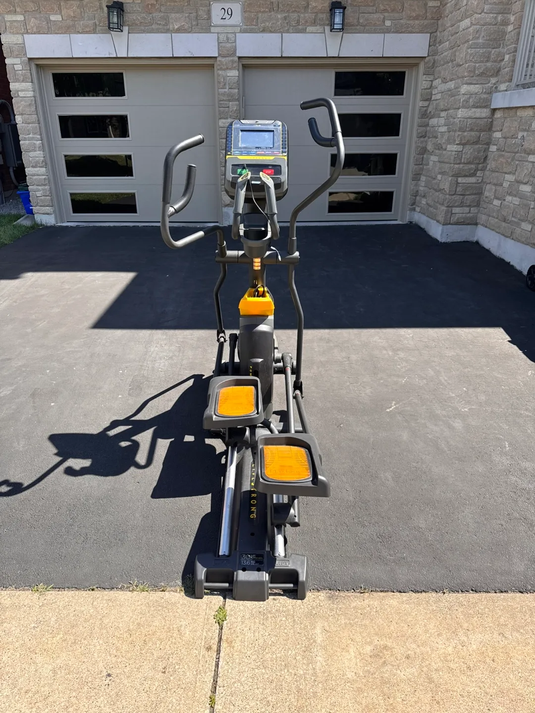 Livestrong Elliptical Trainer image indicator(3)