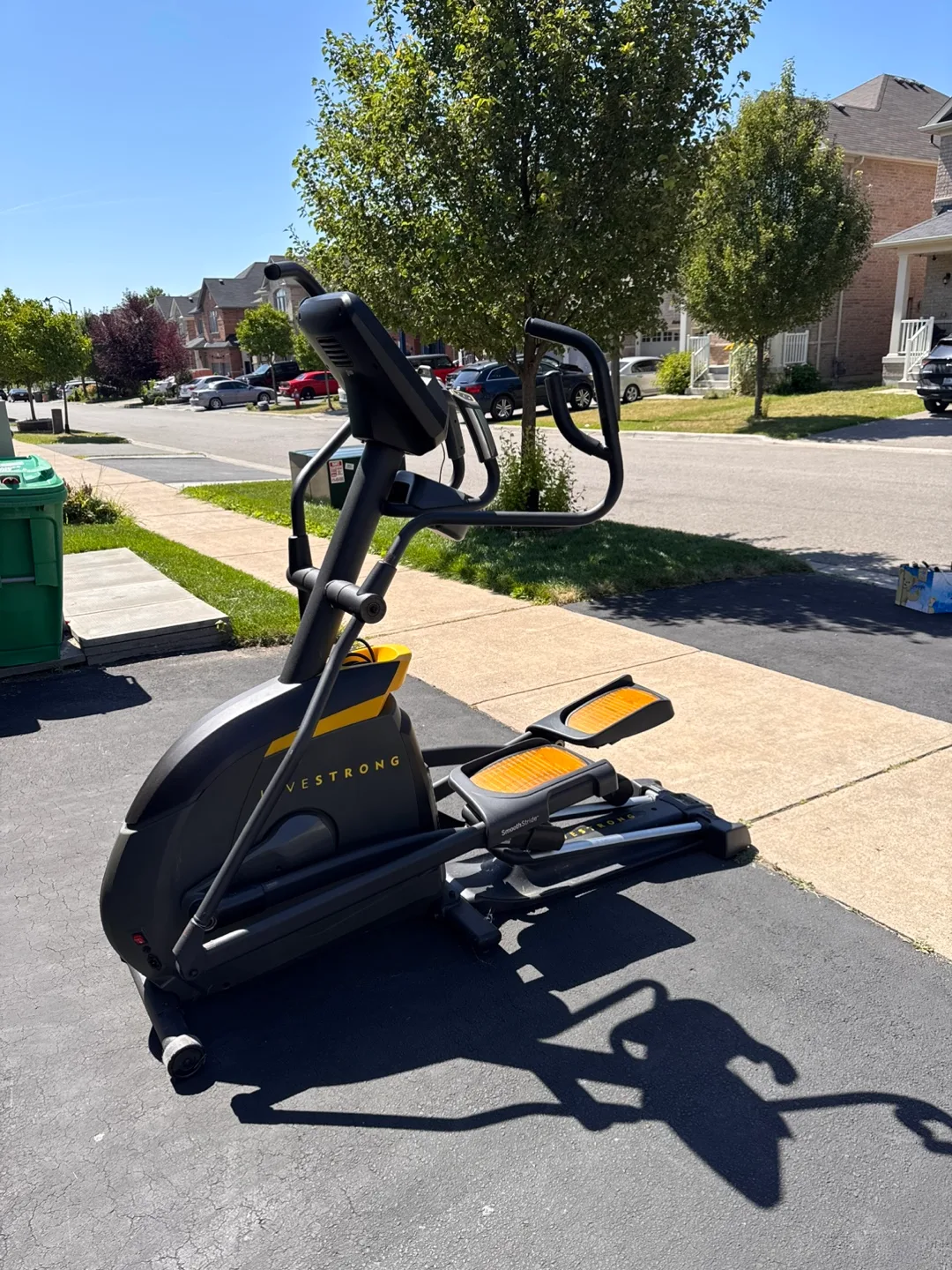 Livestrong Elliptical Trainer image indicator(5)