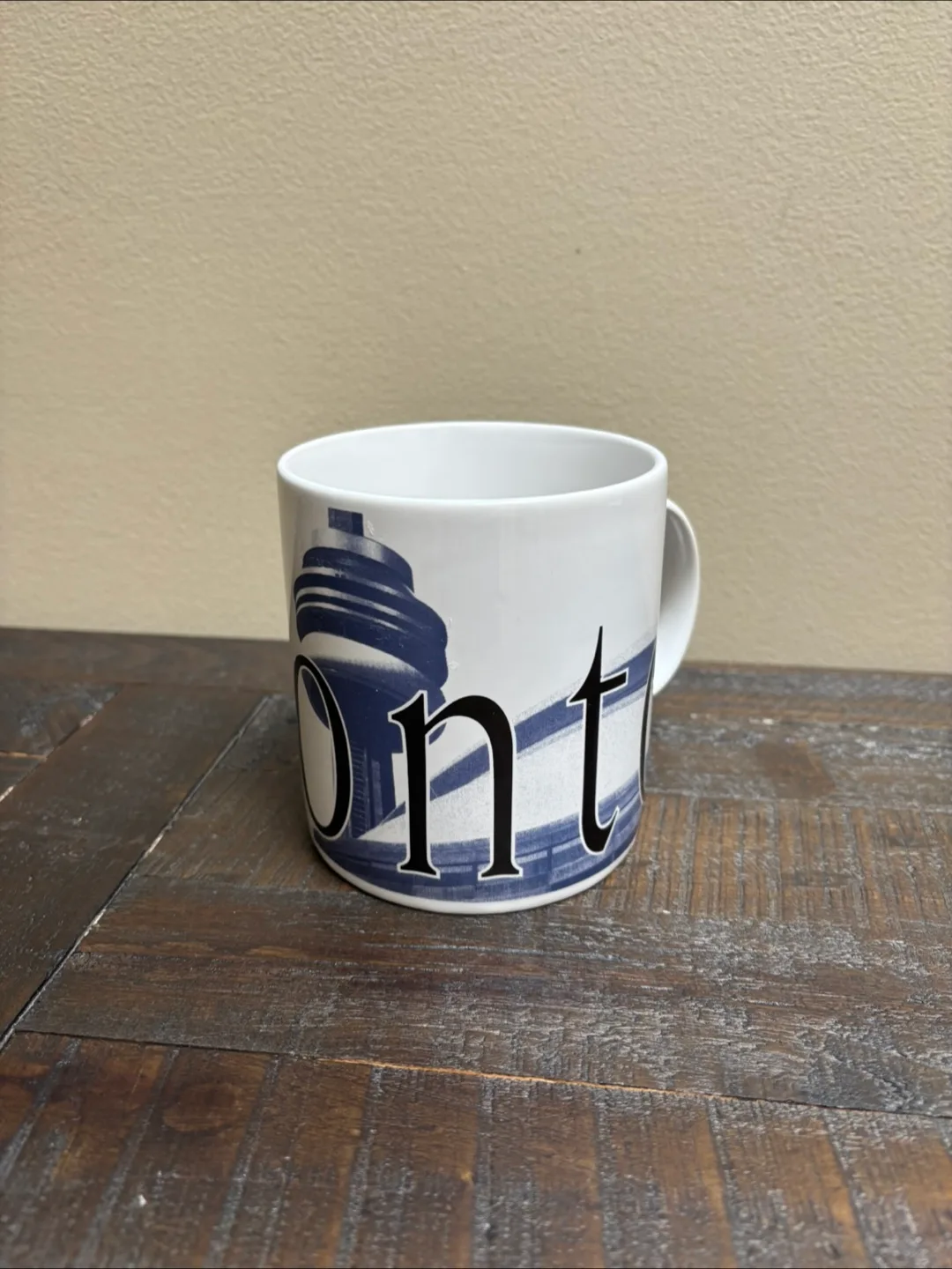 Starbucks Toronto City Mug Collector Series image indicator(2)