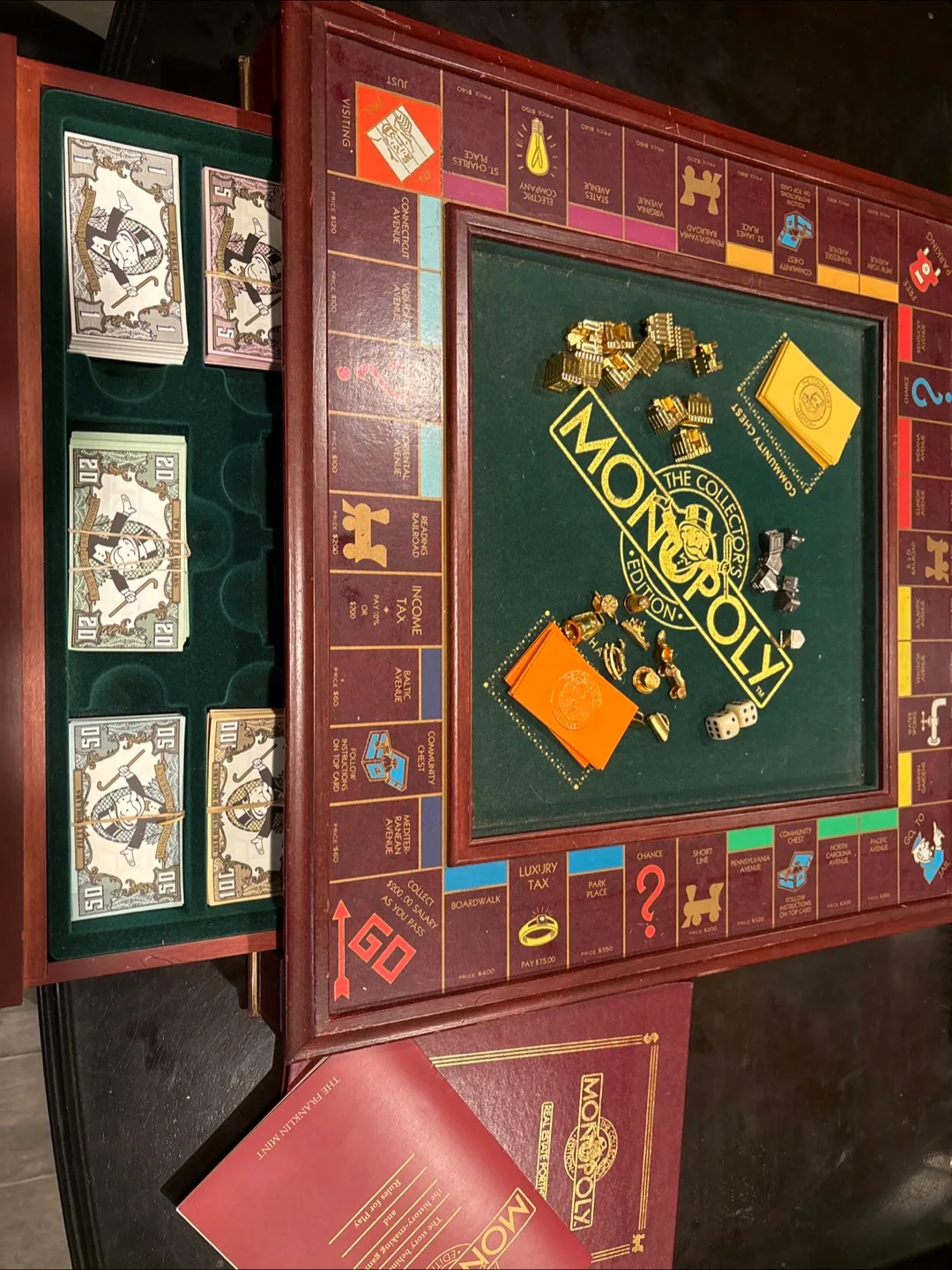 Monopoly The Collector's Edition Board Game thumbnail