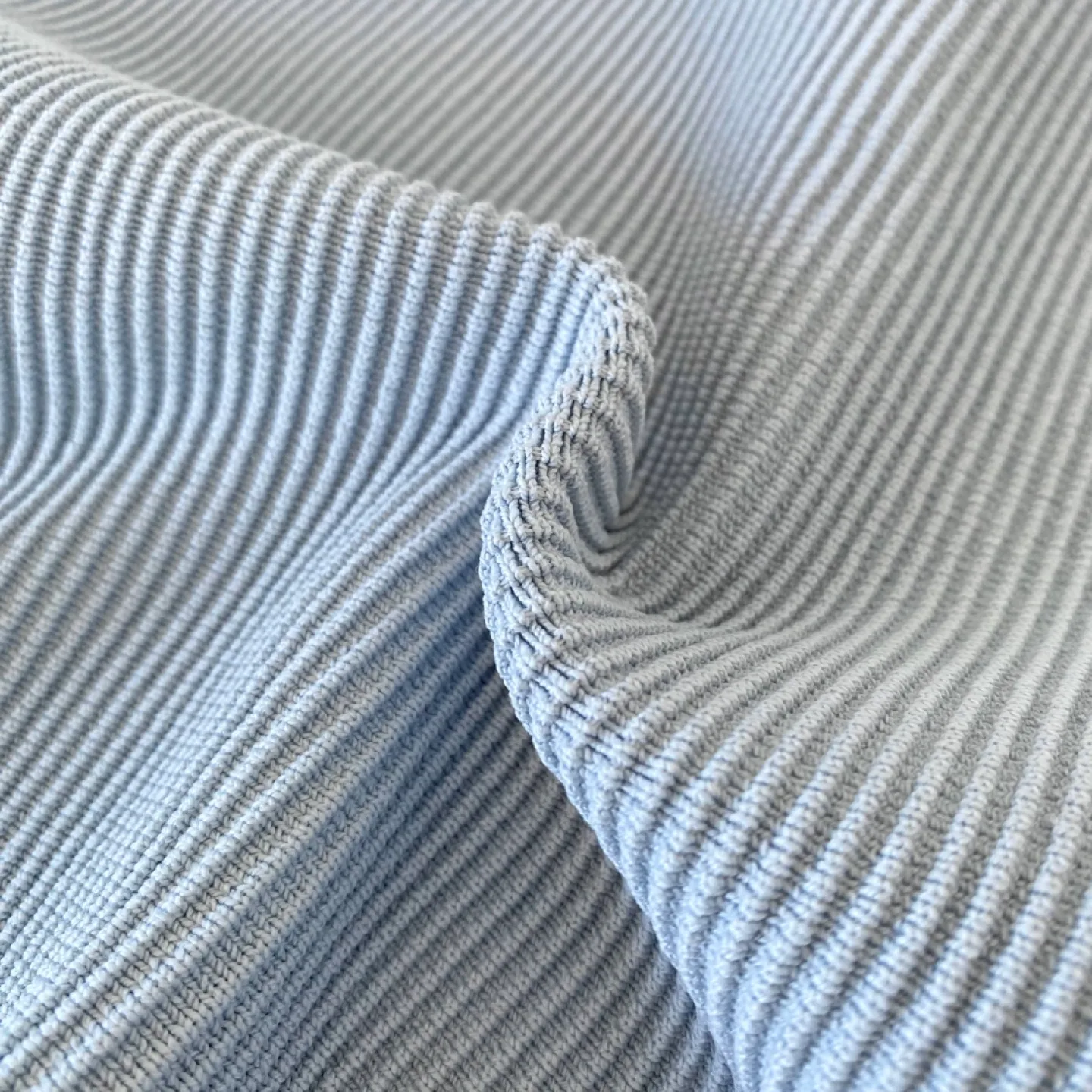 Aritzia Babaton Sculpt Knit Squareneck Tank image indicator(3)