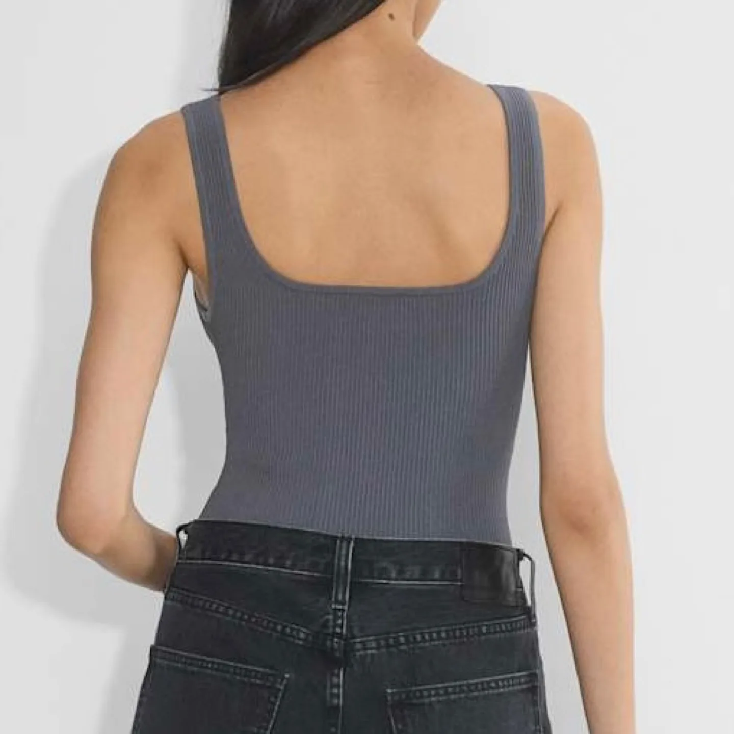 Aritzia Babaton Sculpt Knit Squareneck Tank image indicator(8)