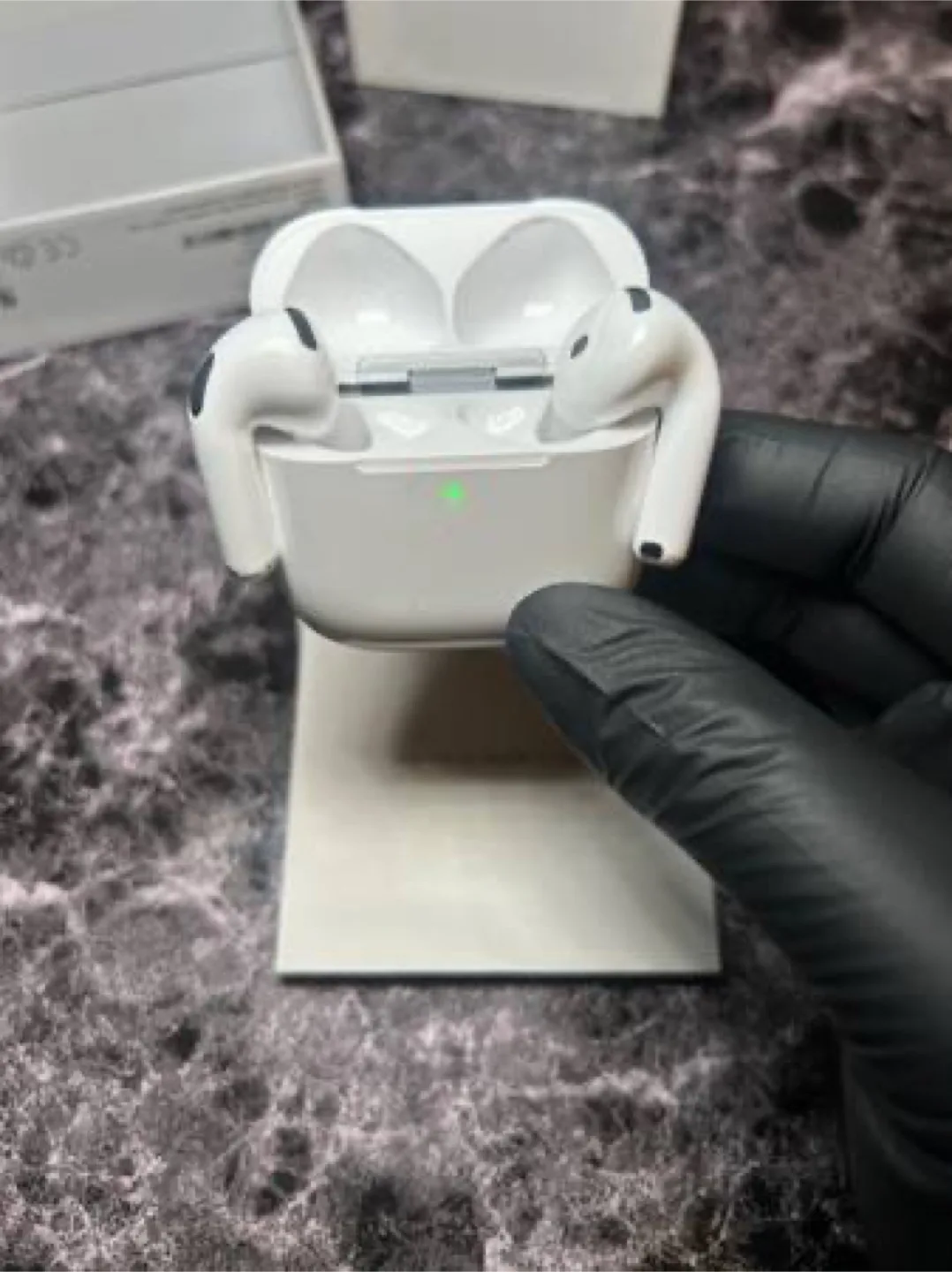 AirPods 4th Generation thumbnail