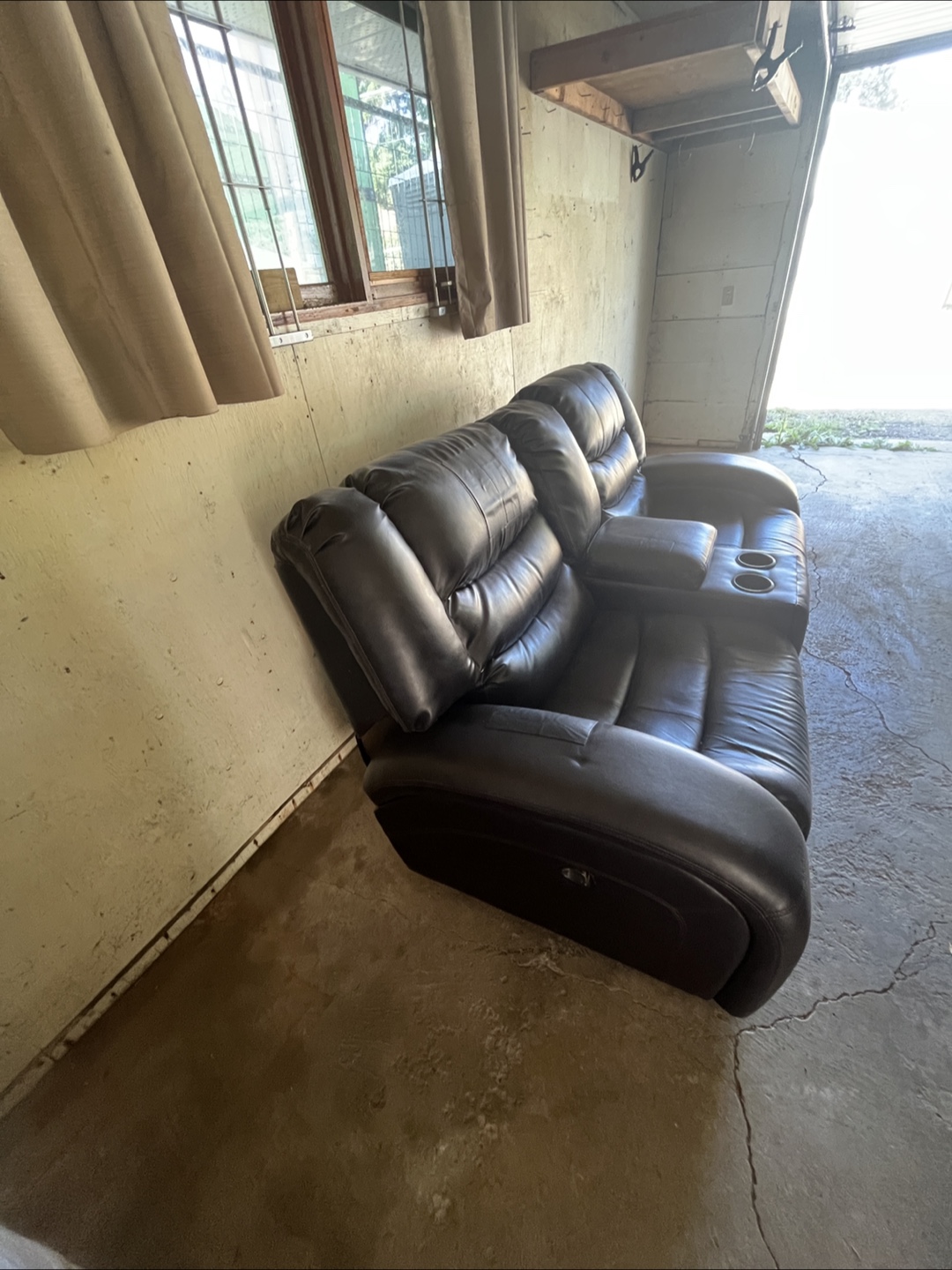 Leather Loveseat with Centre Console - photo 2