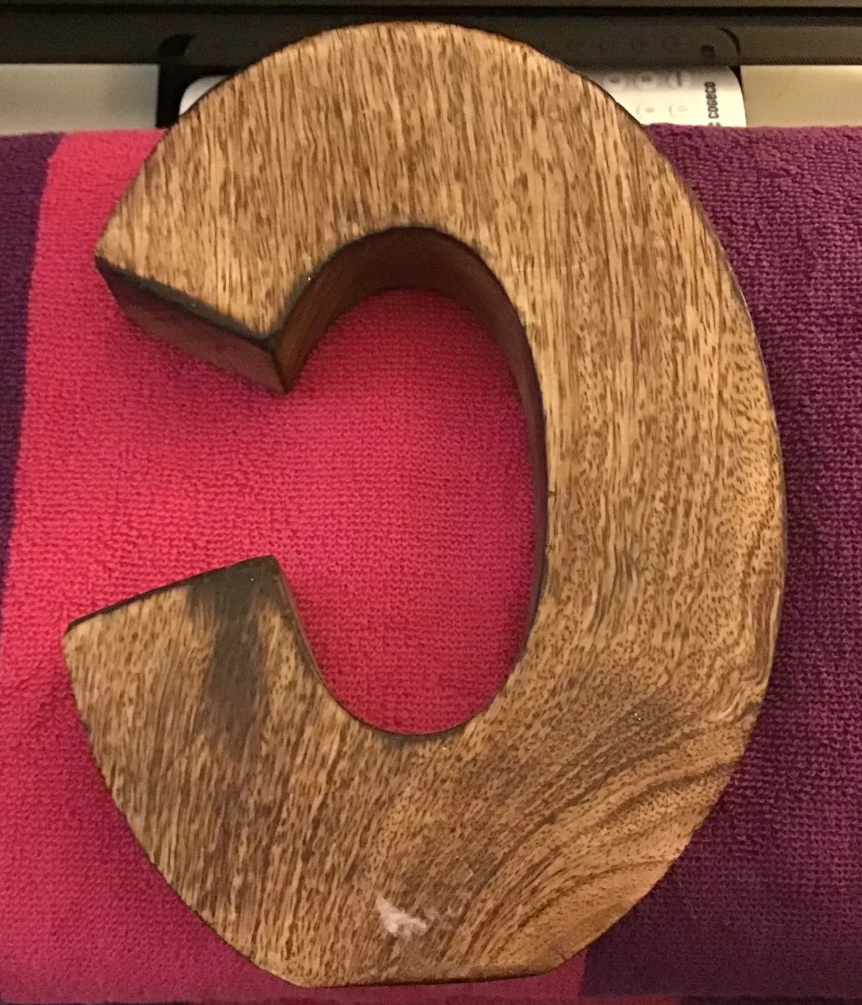 🤩 Decorative Wooden Letter C image indicator(2)