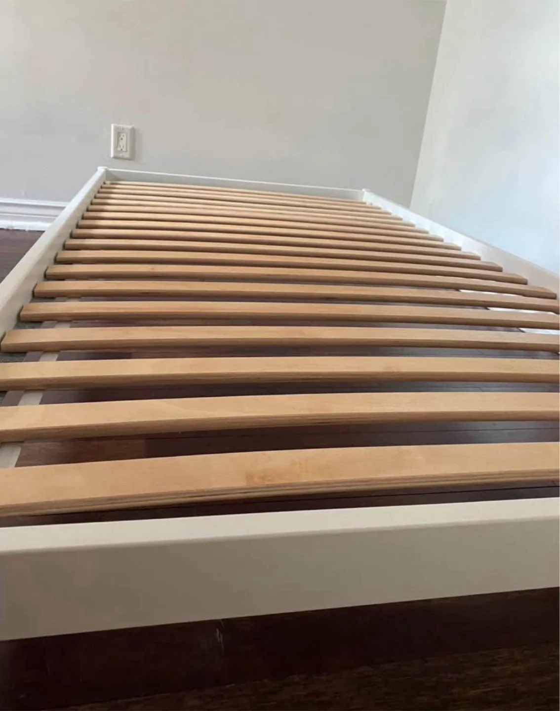 IKEA Single Bed Frame - White (DELIVERY AVAILABLE) image indicator(3)