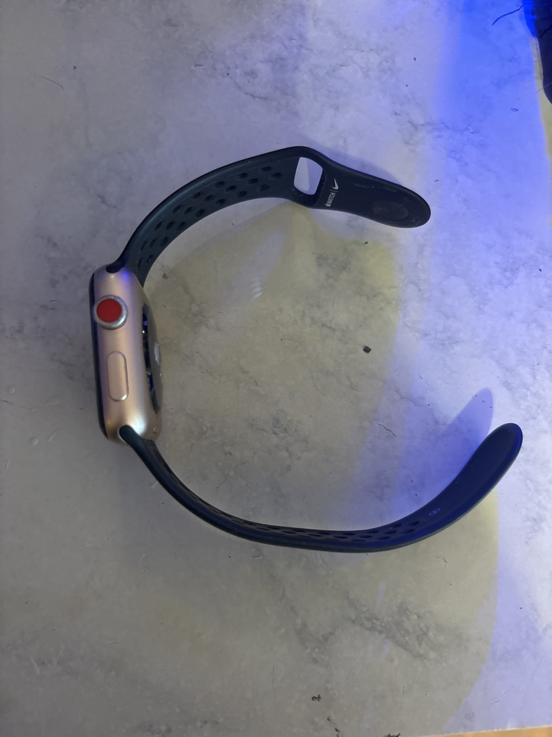 Apple Watch Series 3 42mm Gold Aluminum Case - photo 3