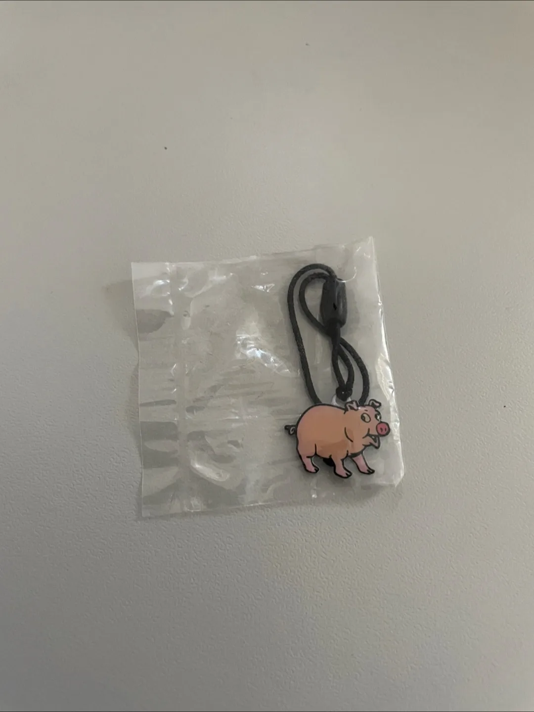Pig mini cellphone strap 🍁🇨🇦 thumbnail