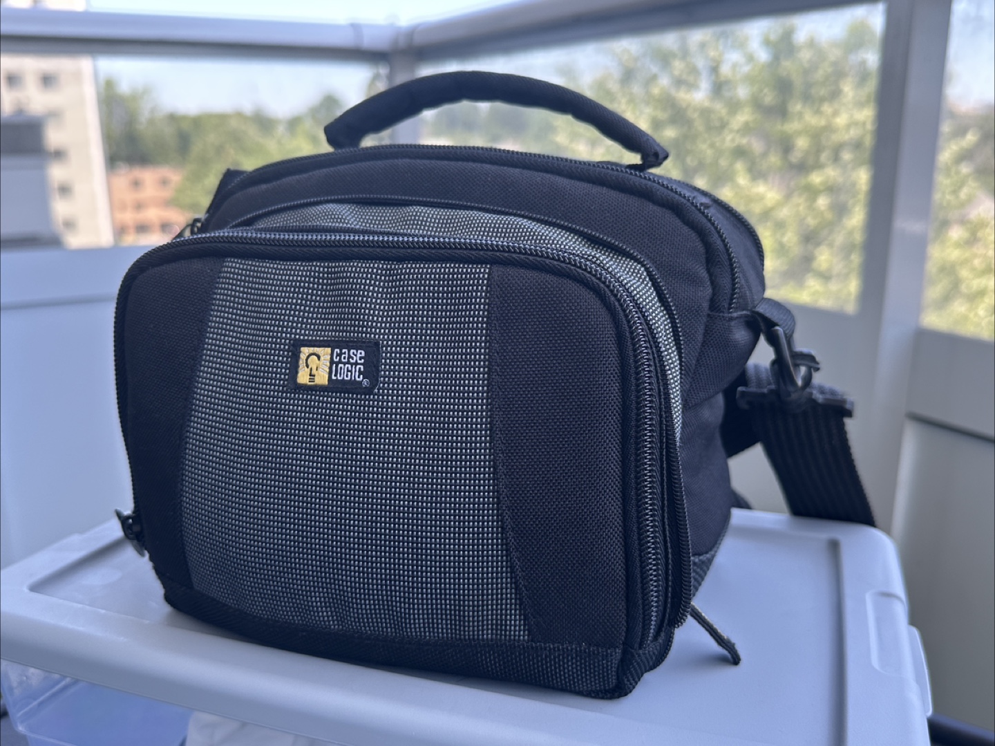Sony Alpha a6000 Camera with Case Logic Bag - photo 5