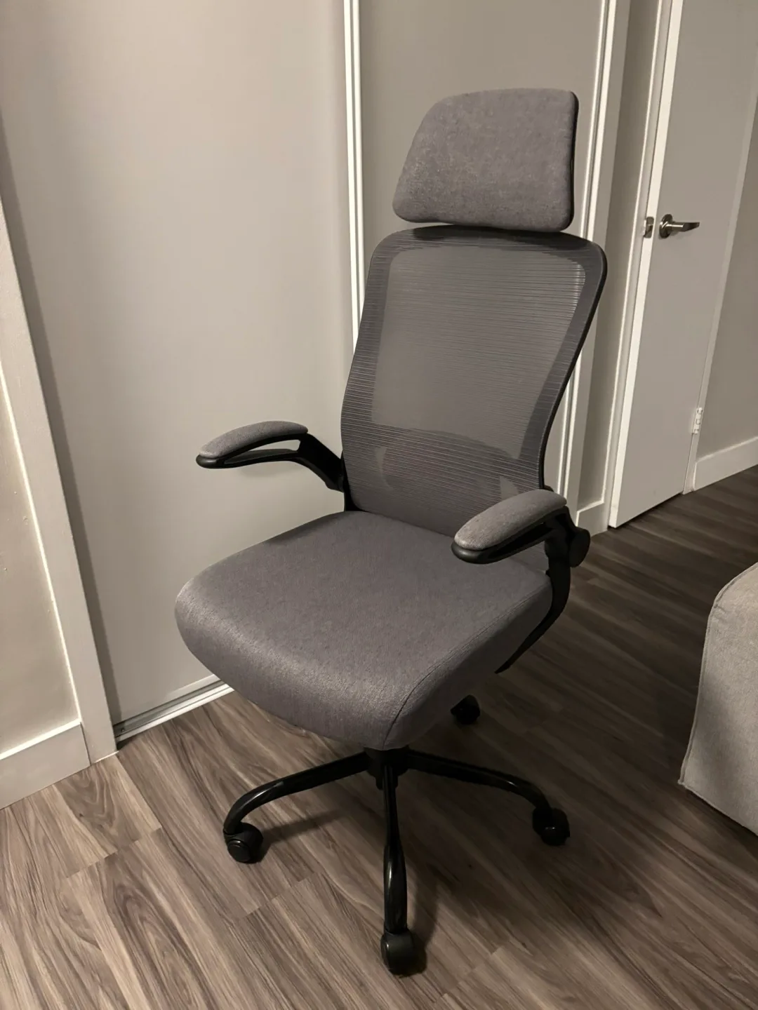 Ergonomic Office Chair - Grey image indicator(2)
