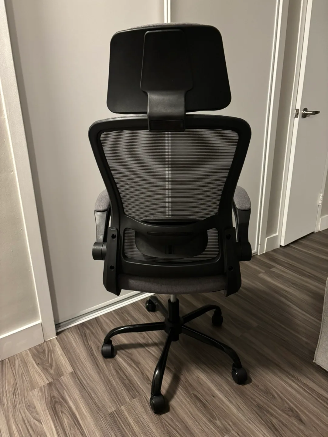 Ergonomic Office Chair - Grey image indicator(3)