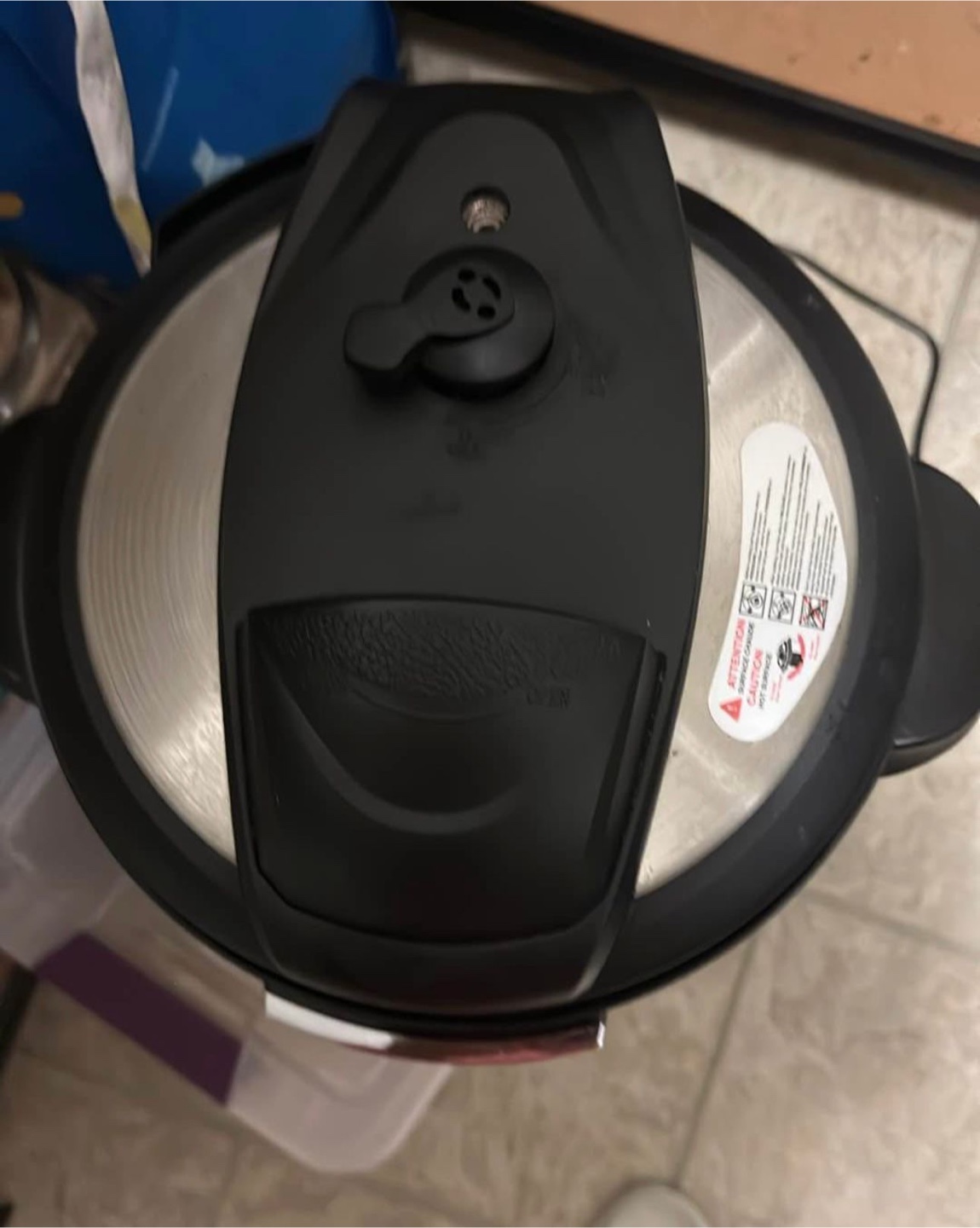 Starfrit Electric Pressure Cooker - photo 3