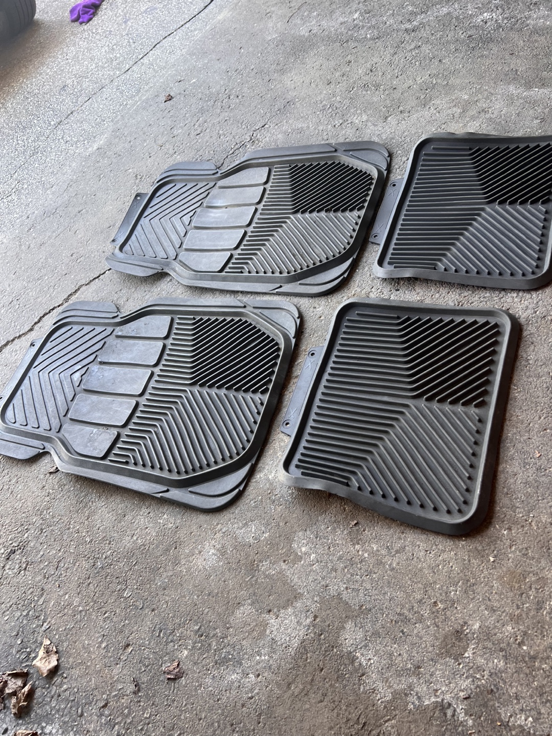 Car Floor Mats - Set of 4