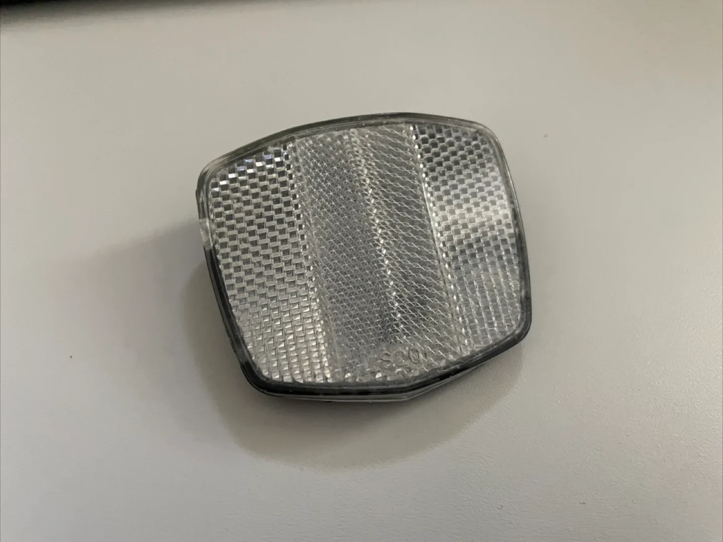 Rear Bike Reflector 🍁🇨🇦 thumbnail