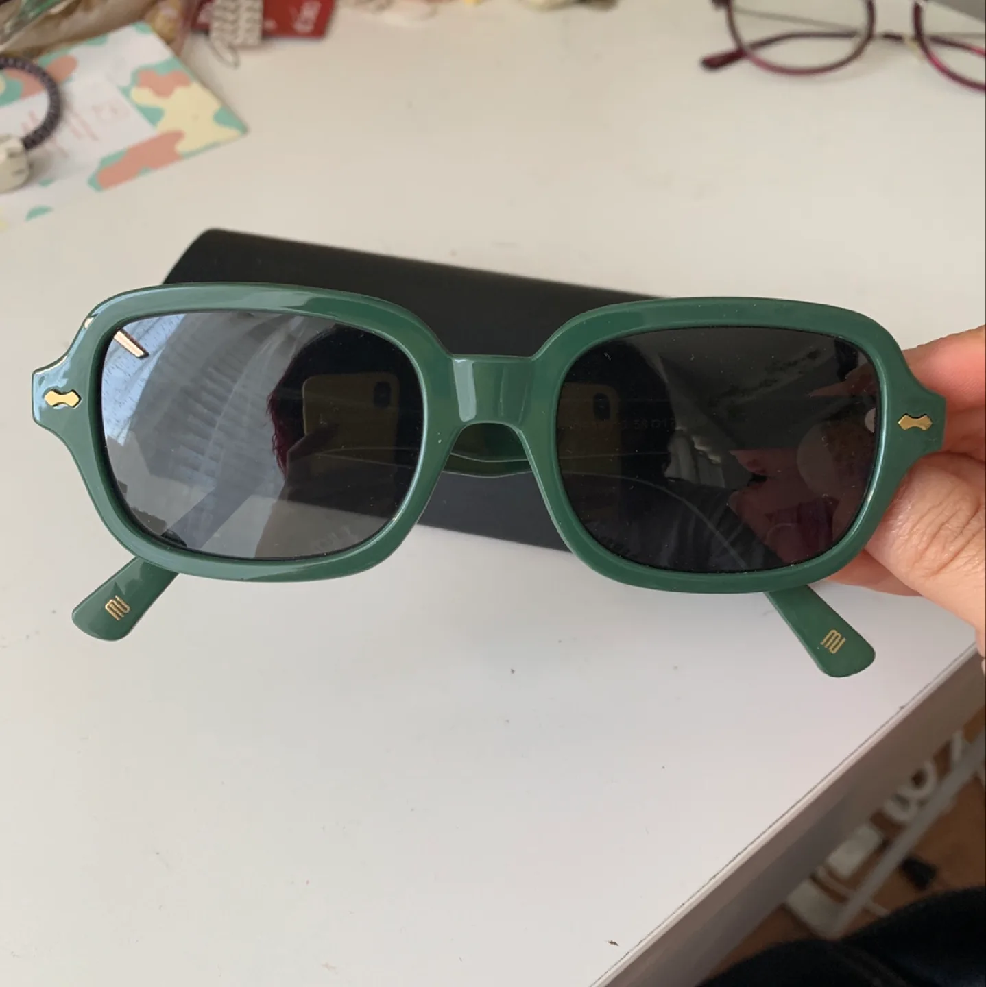 ‼️MOVING SALE‼️Green Sunglasses image indicator(2)