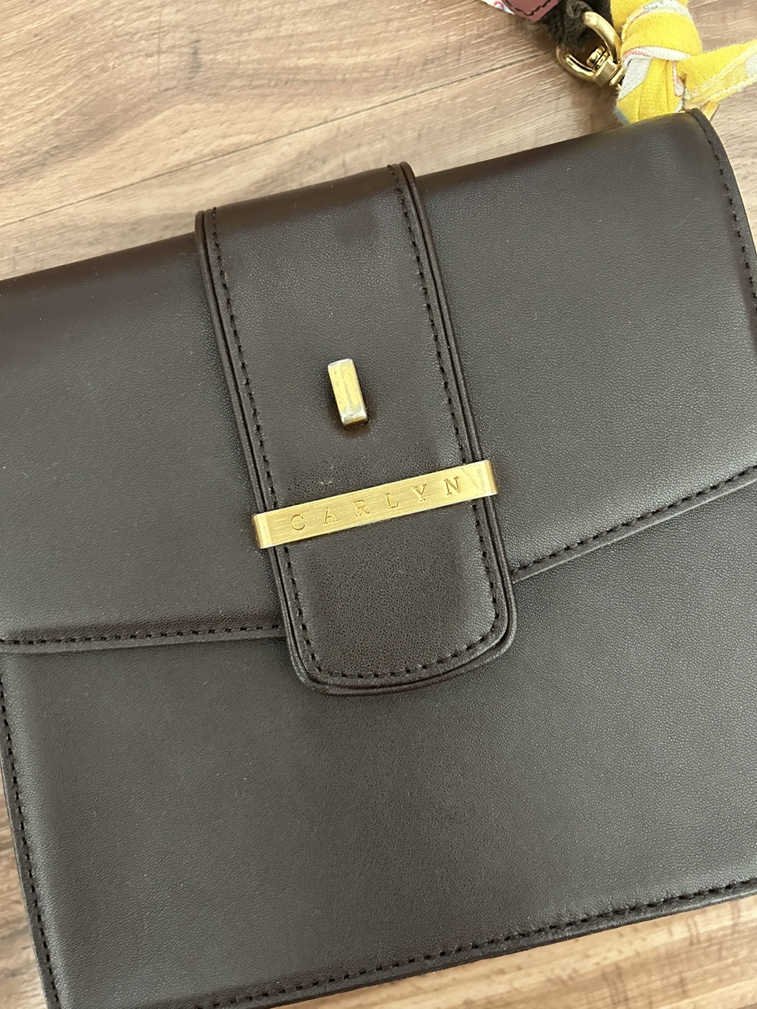 Carlyn 100%calf Leather Handbag