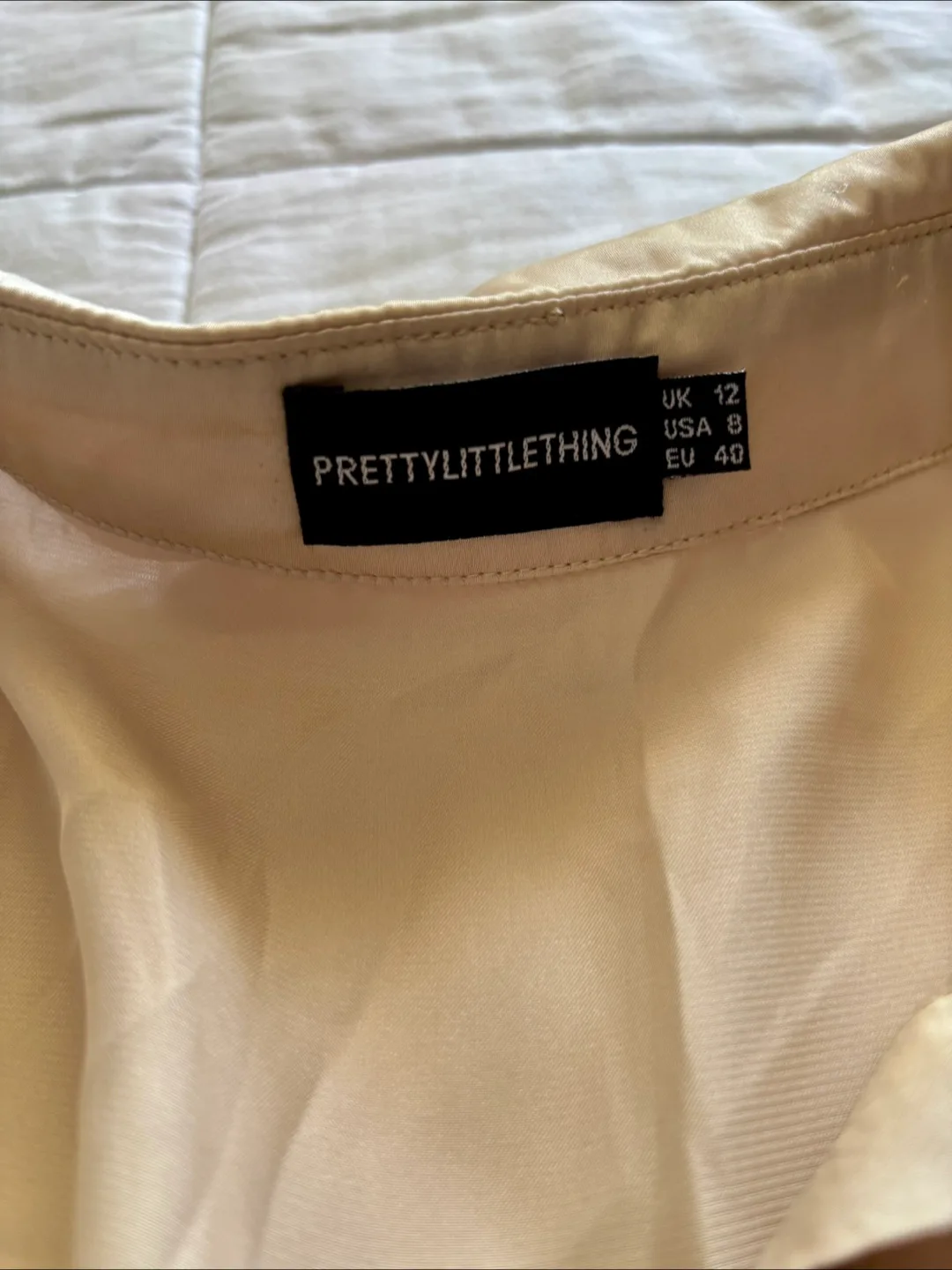 PrettyLittleThing Gold Dress - Size US 8 image indicator(3)