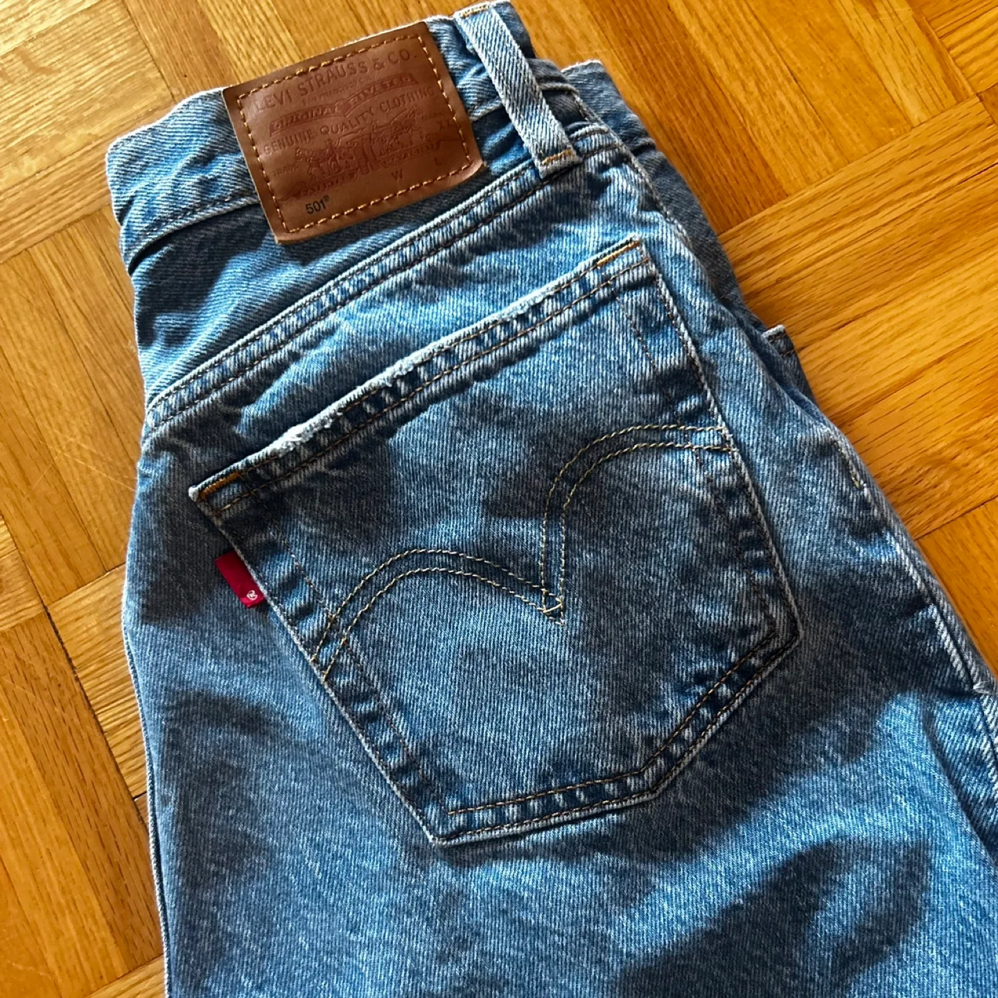 Levi's 501 Ripped Jeans thumbnail