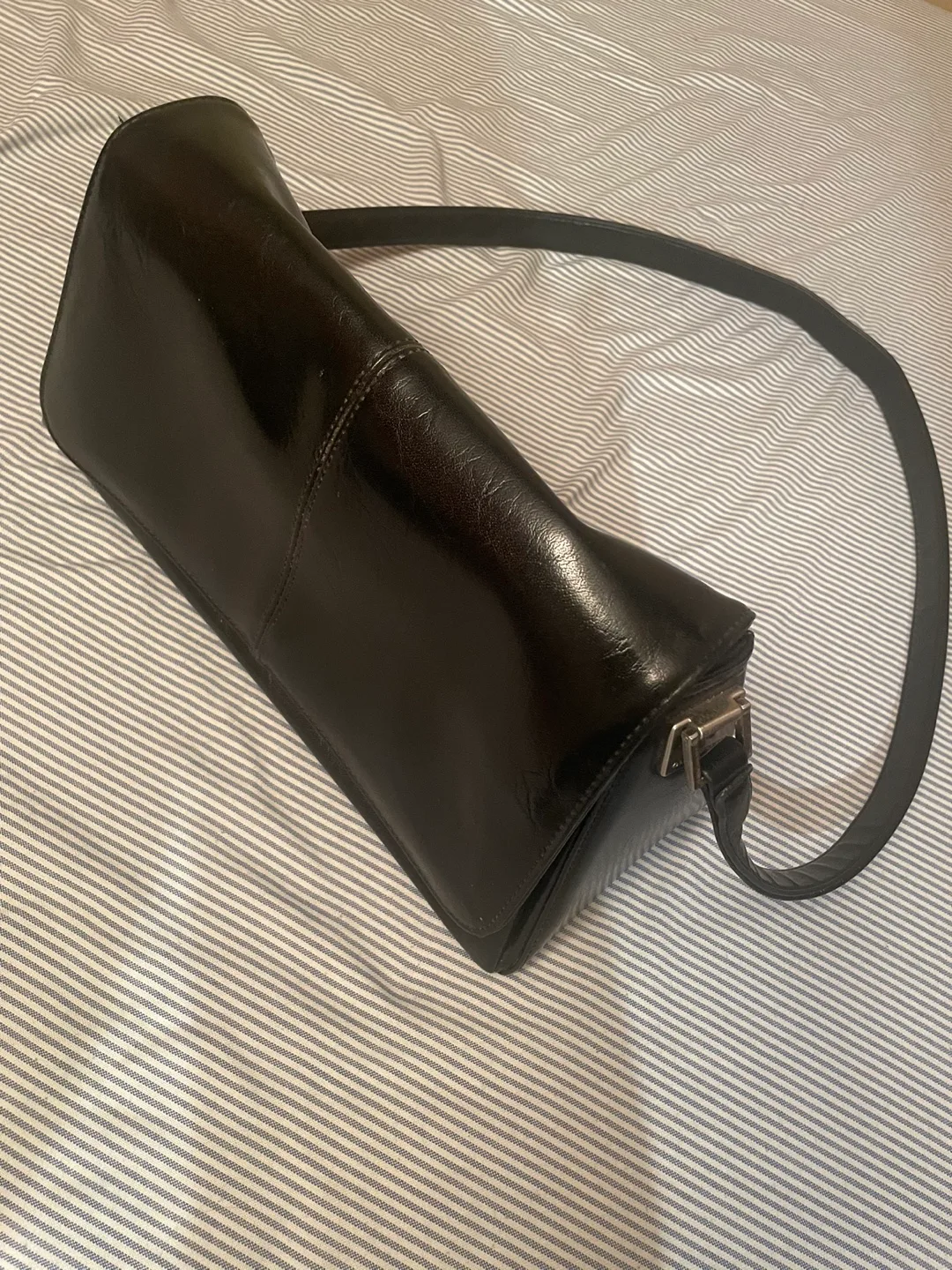 Black Leather Liz Claiborne Shoulder Bag thumbnail