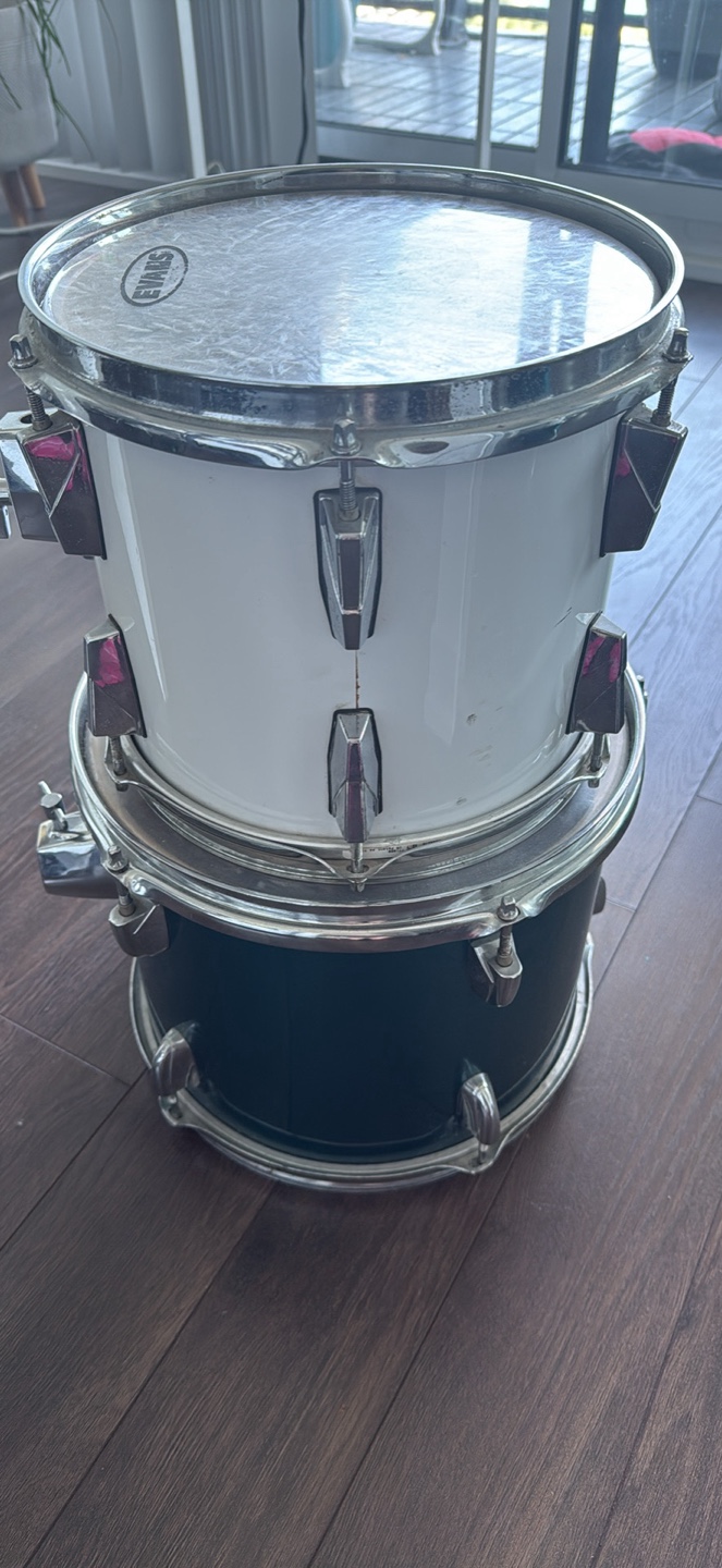 Drum Set Tom Drums - Remo & Evans Heads