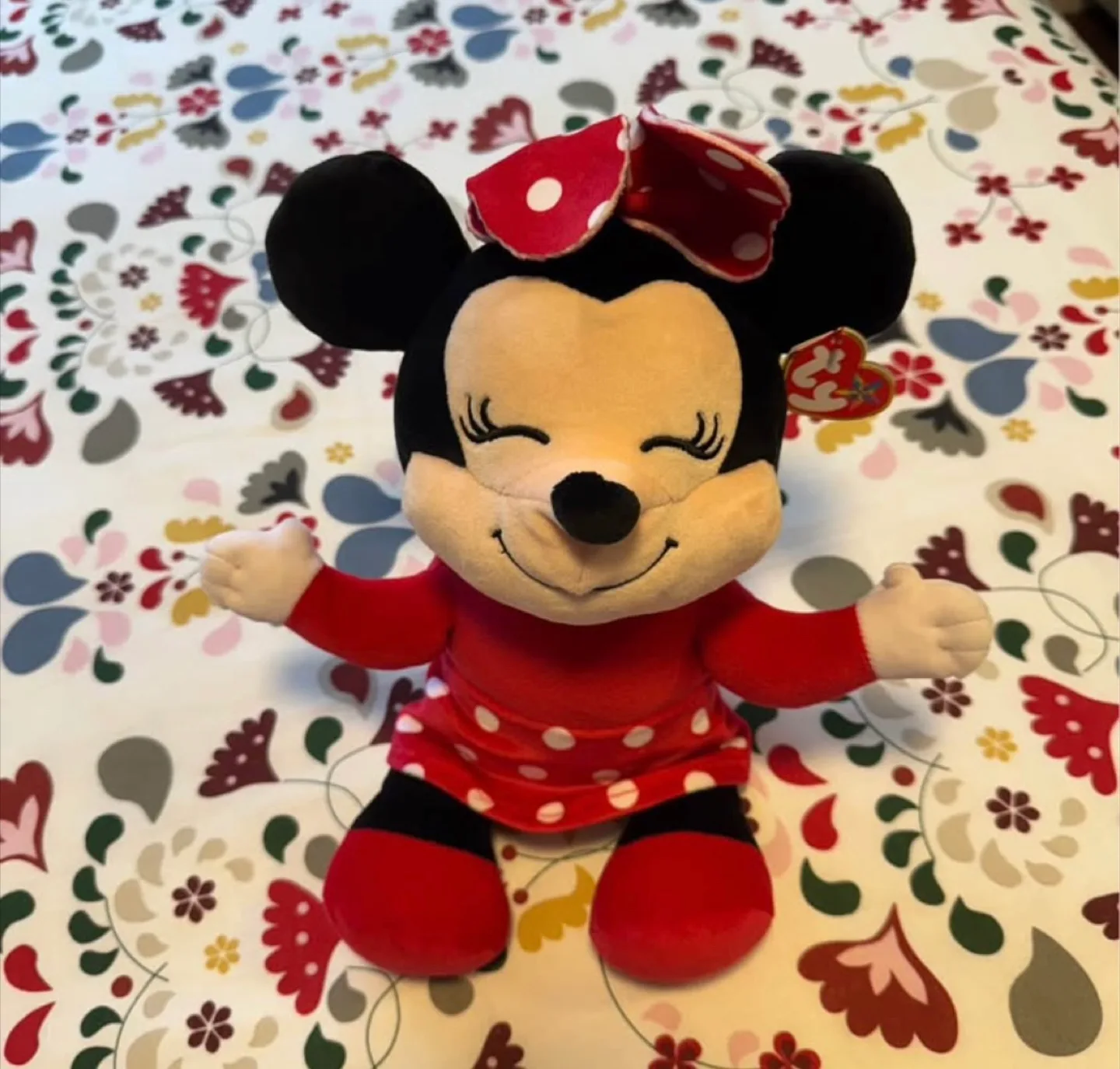 Minnie Mouse Plush Toy thumbnail