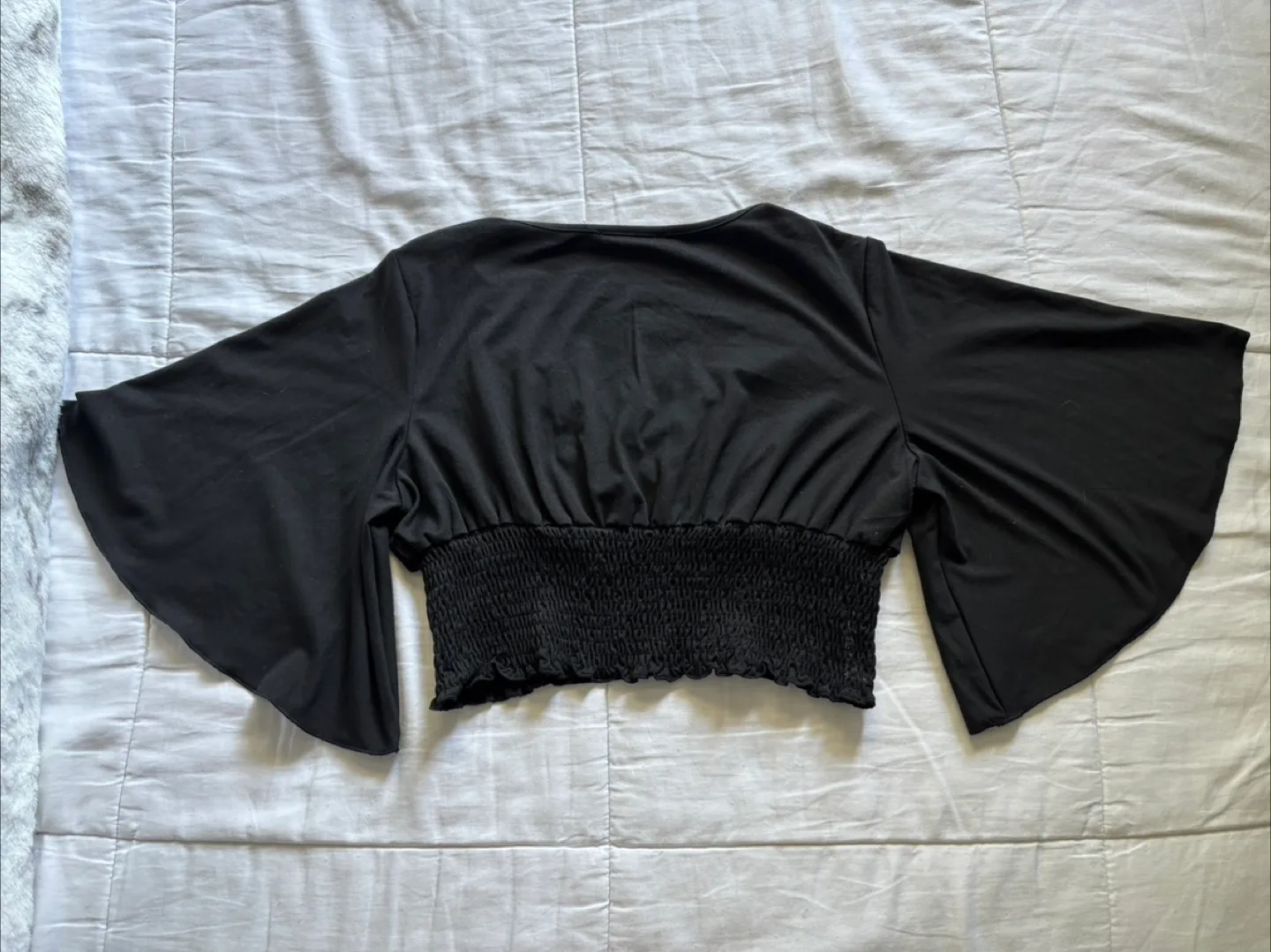 Shein Black Mid Sleeve Crop Top - Size S image indicator(5)