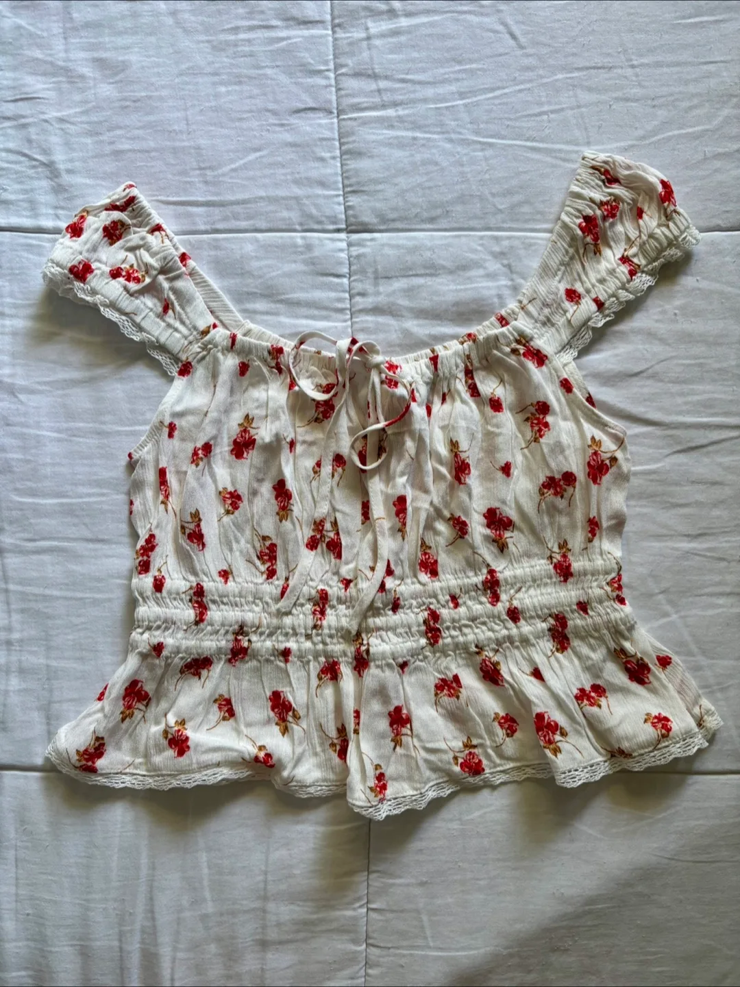 Streetwear Society Floral Top - Size S thumbnail