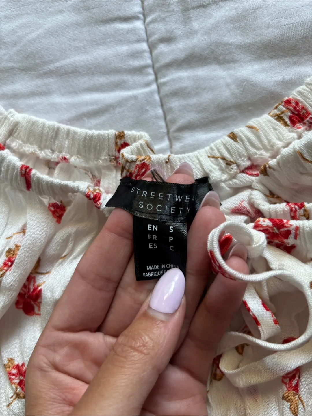 Streetwear Society Floral Top - Size S image indicator(3)