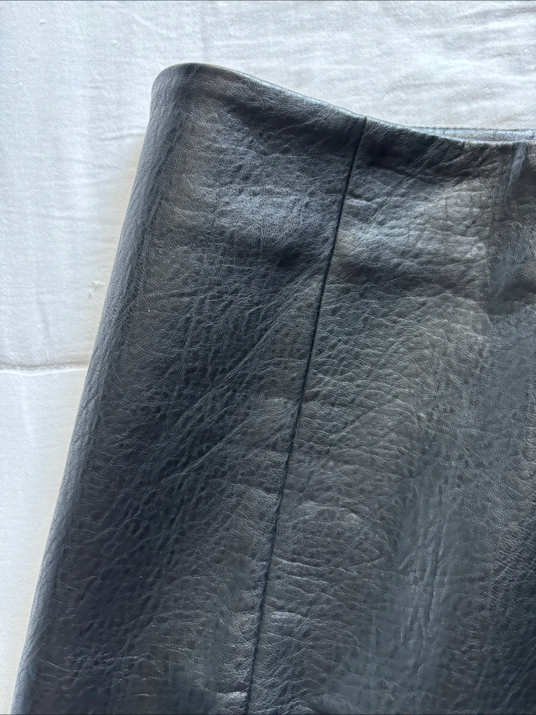 Old Navy Faux Leather Mini Skirt - Size S image indicator(4)