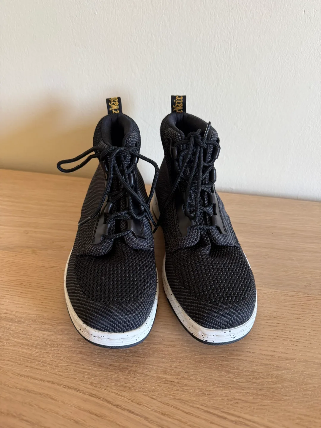 Men's Dr. Martens shoes image indicator(5)