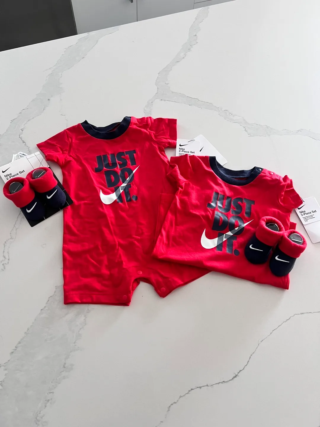 Nike Baby 2-Piece Set (Romper & Shirt) 0-6 months