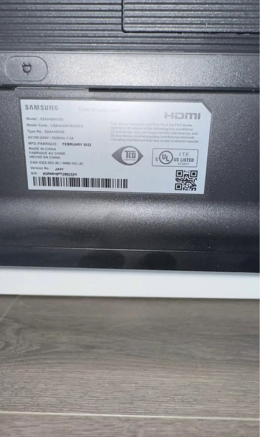 Samsung 24” Monitor with Built-in Webcam & Speakers image indicator(3)