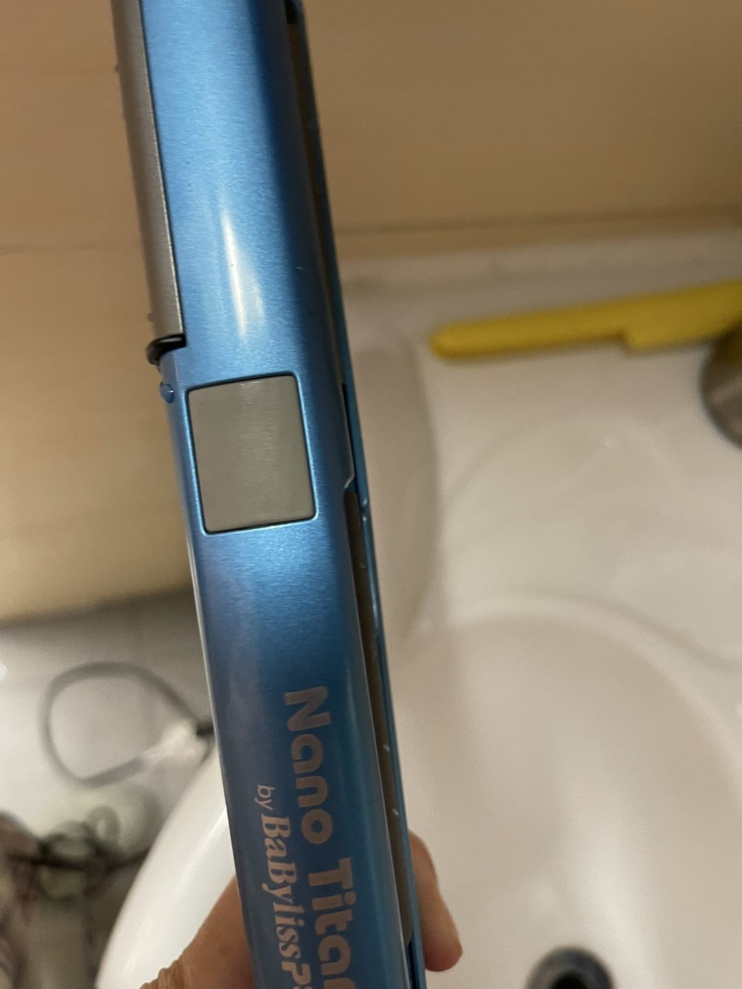 BabylissPRO Nano Titanium Straightening Iron - photo 4