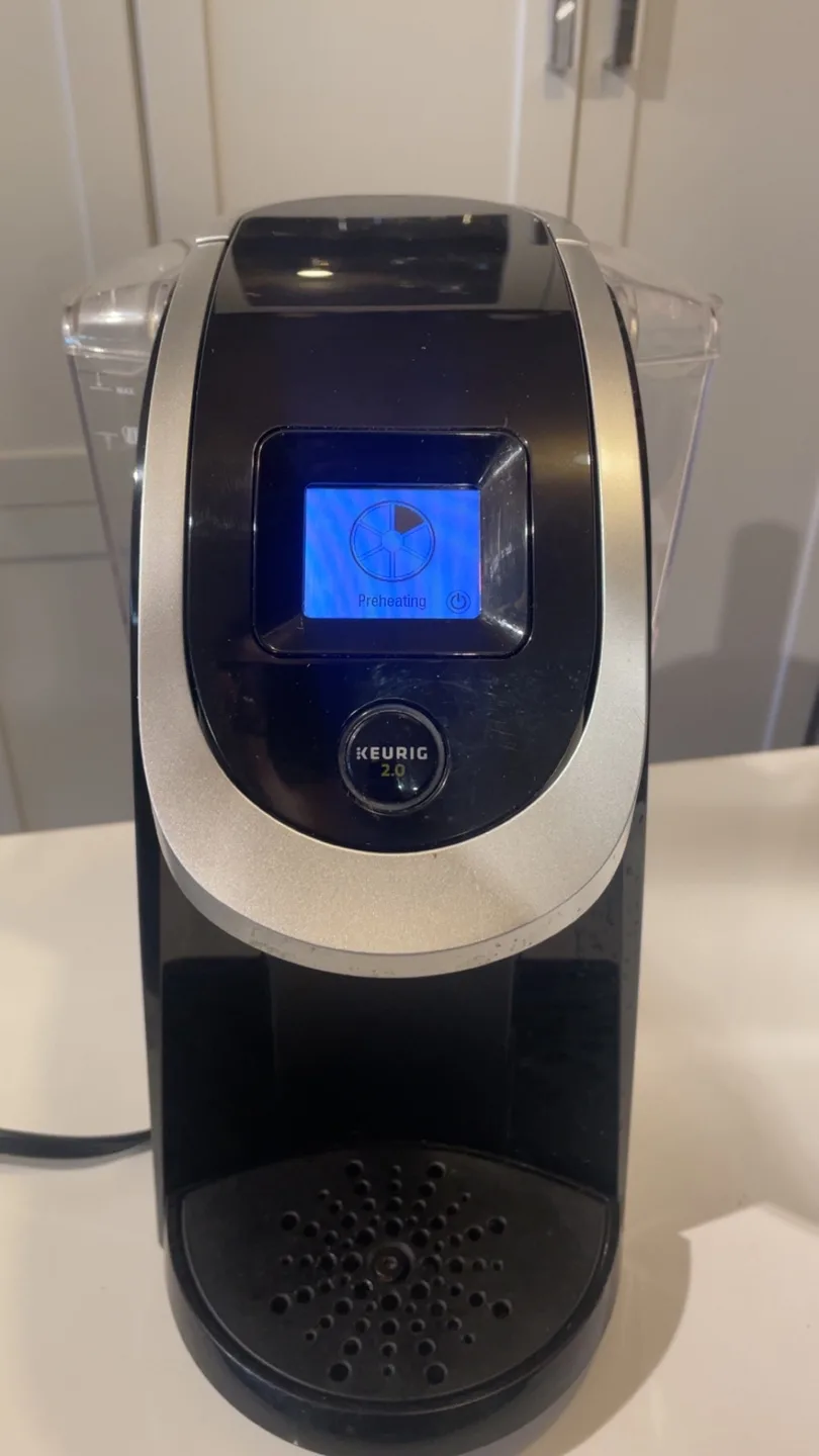 Keurig 2.0 Coffee Maker thumbnail