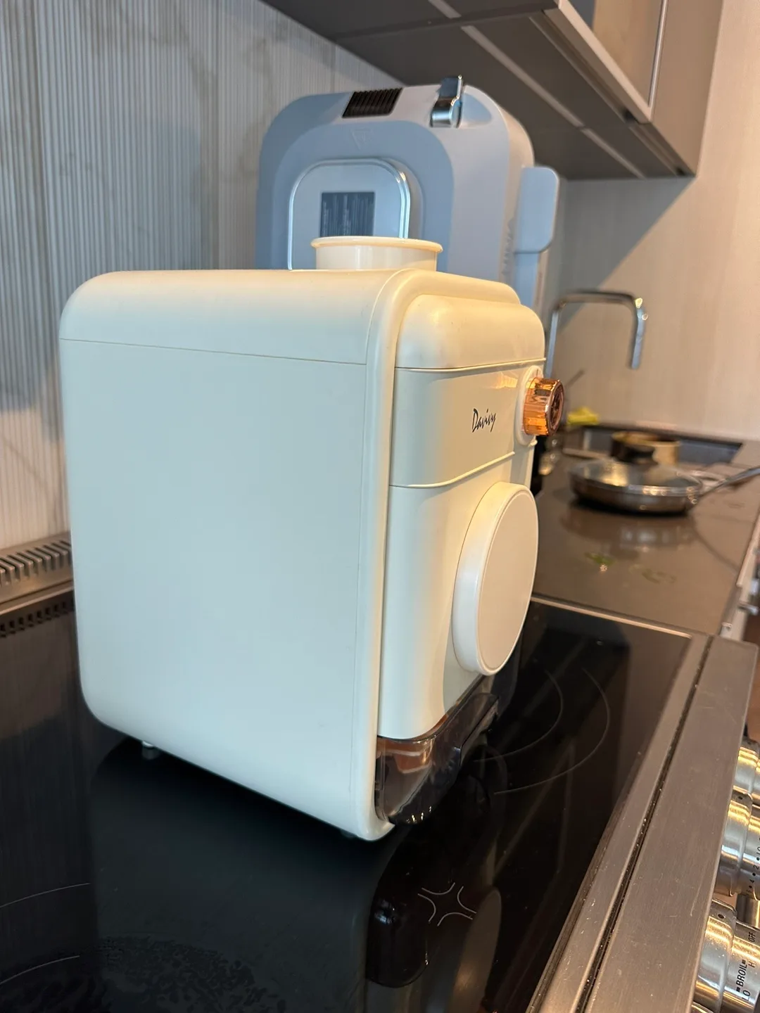 Electric Cheese and Vegetable Grater image indicator(6)