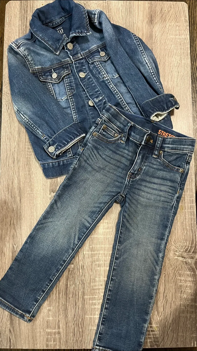 Baby Gap Denim Jacket & Jeans Set thumbnail
