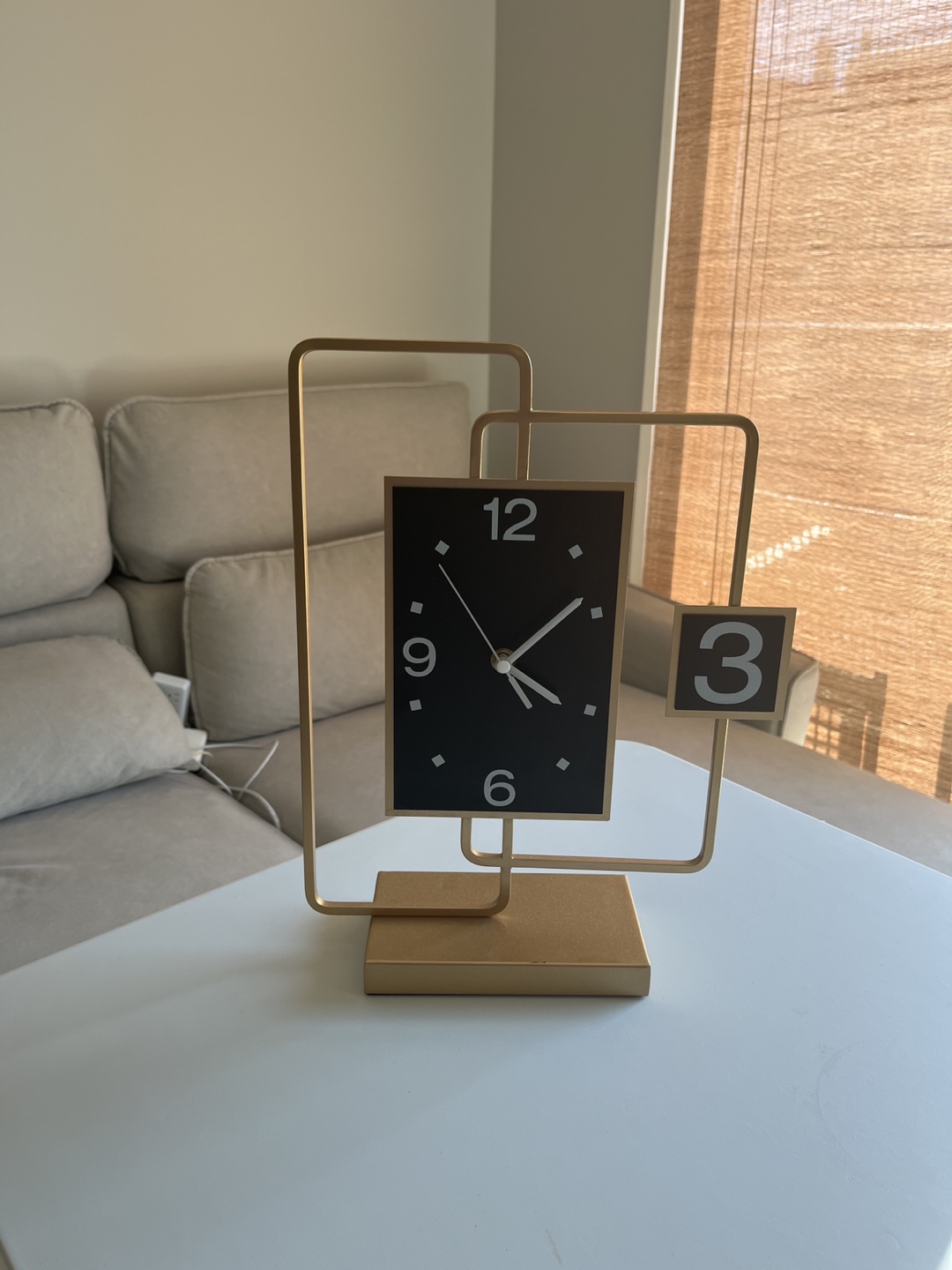 Modern Gold & Black Table Clock