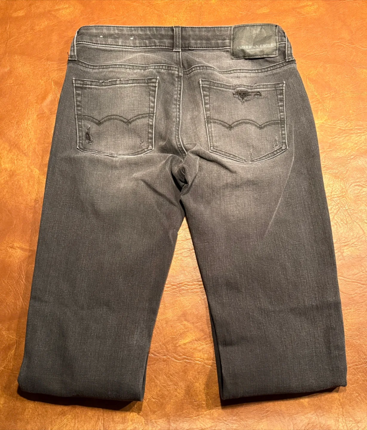 American Eagle Jeans image indicator(2)