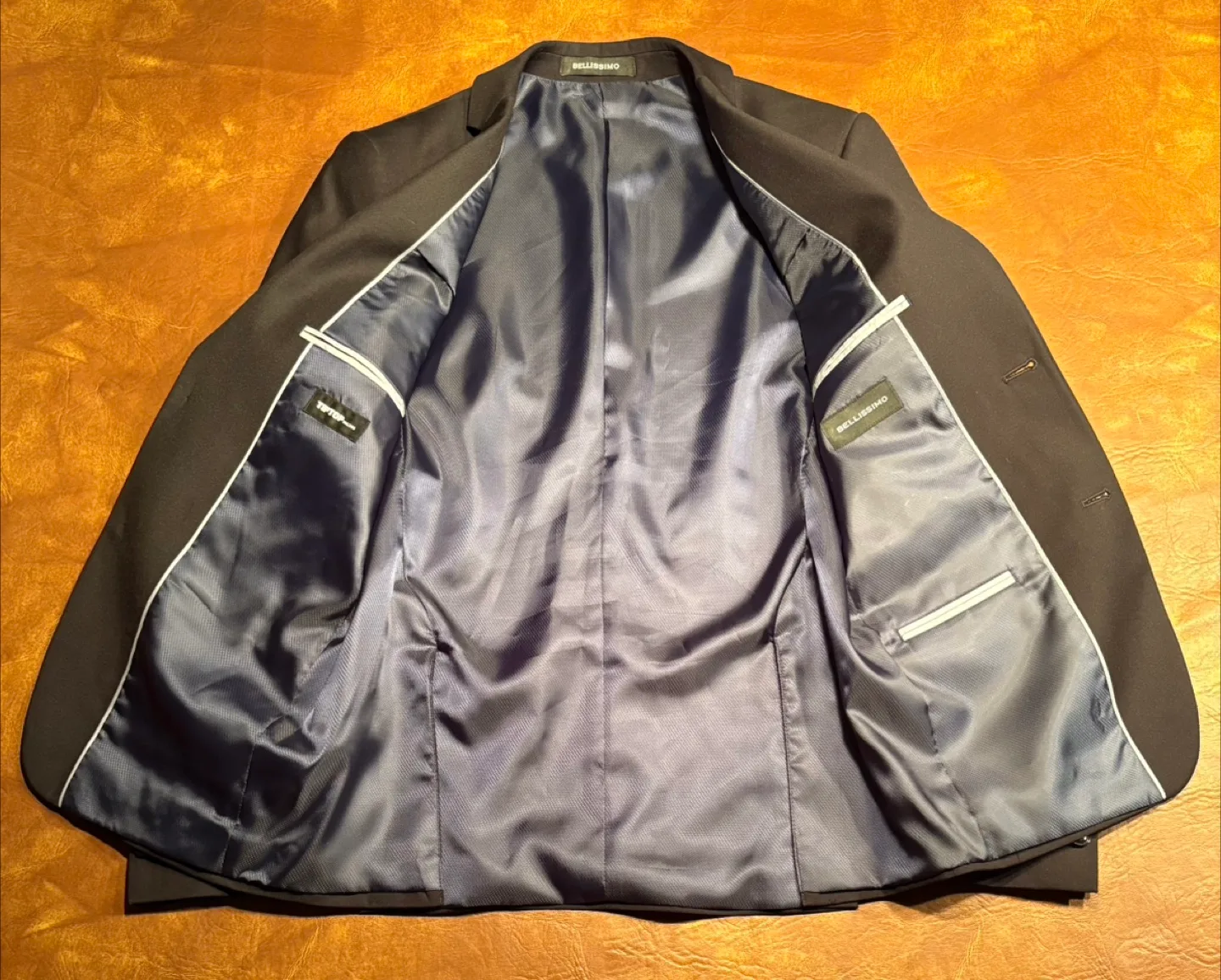 Bellissmo Suit image indicator(3)