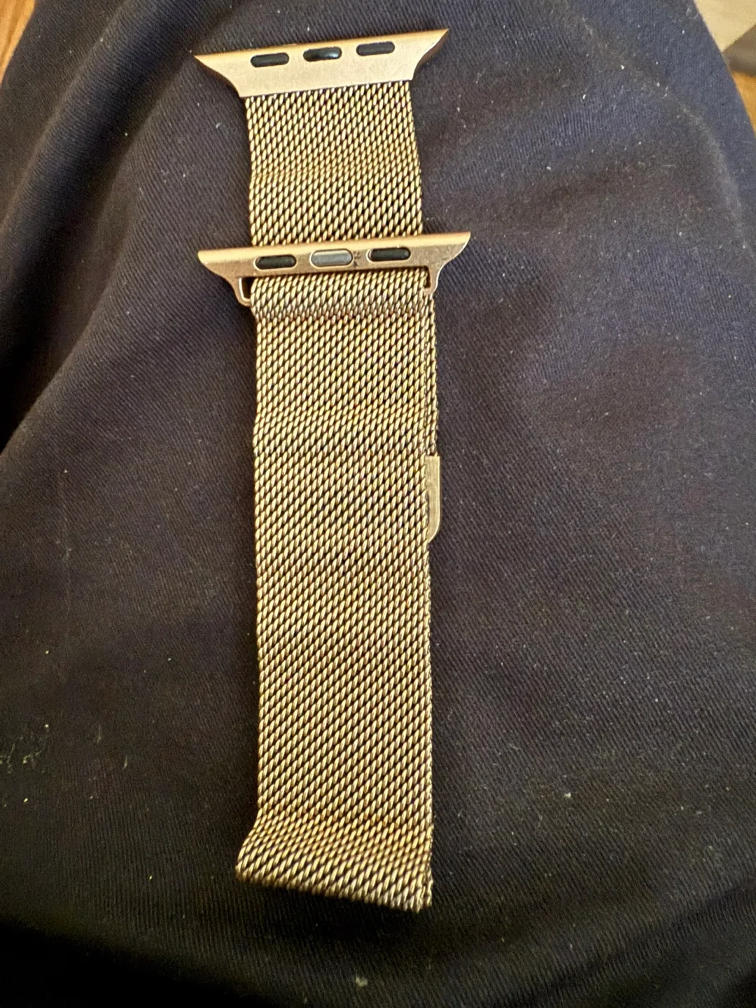 Apple Watch Gold Milanese Loop Band 42/44/45mm image indicator(3)