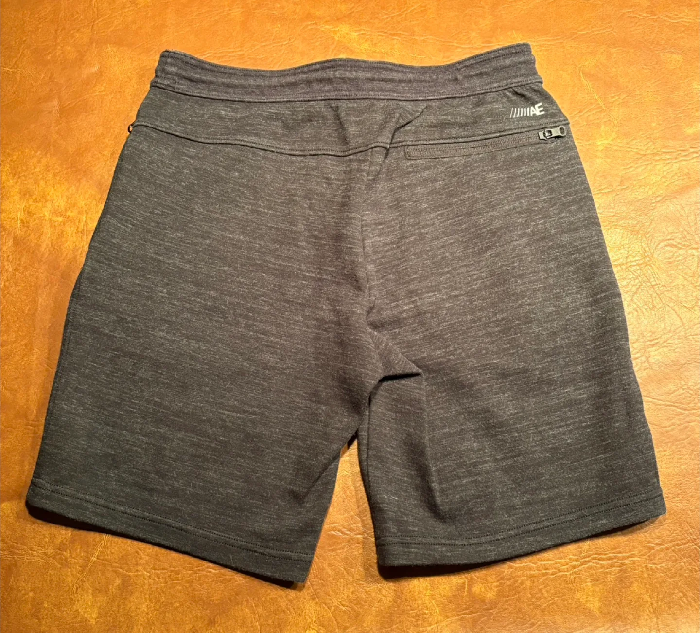 American Eagle Shorts image indicator(2)