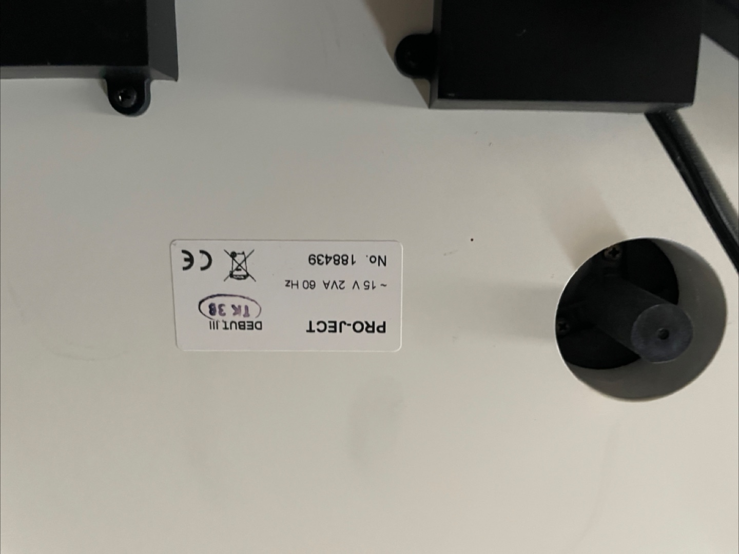 Pro-Ject Debut III Turntable - photo 3