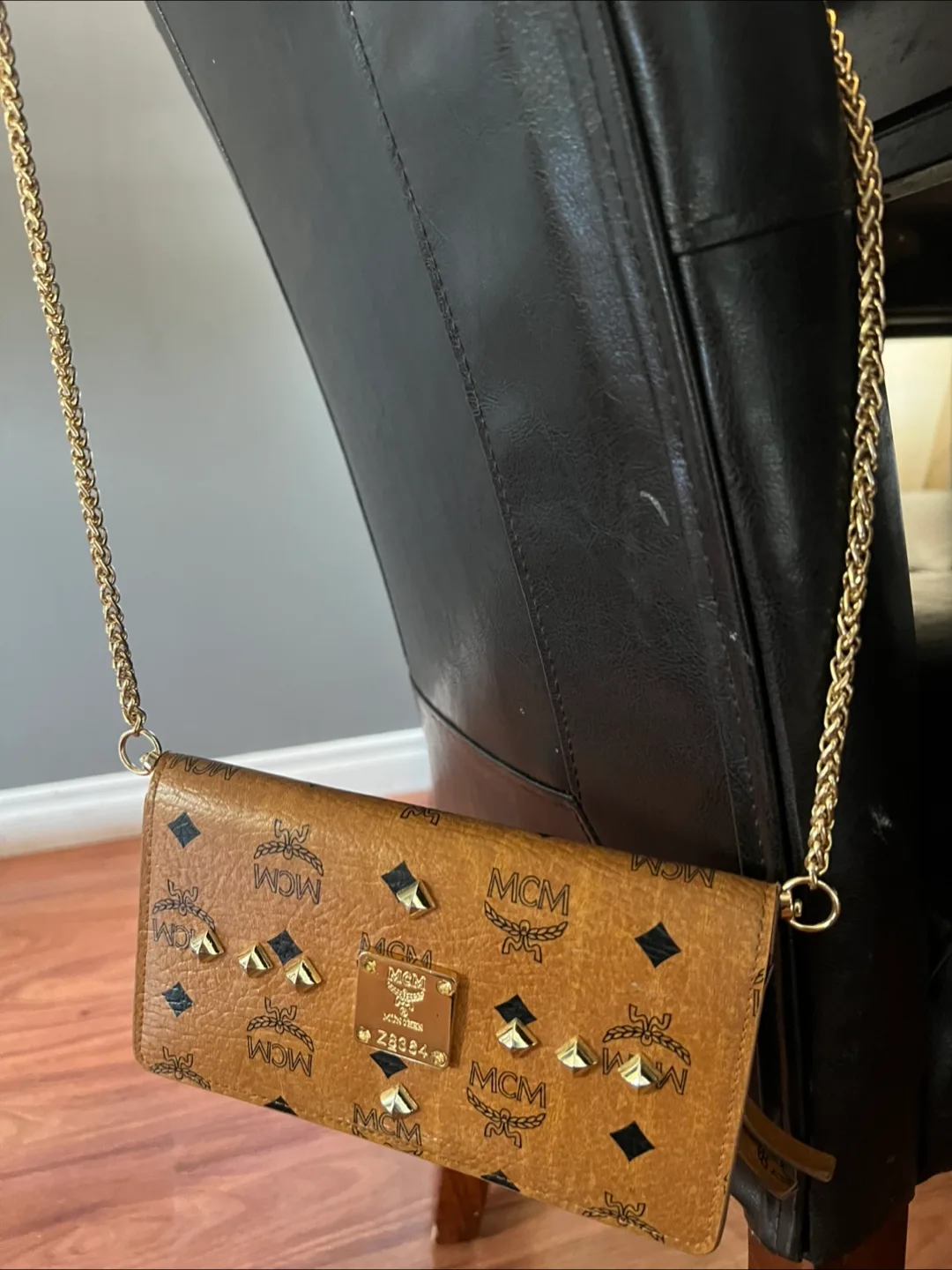 MCM Wallet on Chain thumbnail