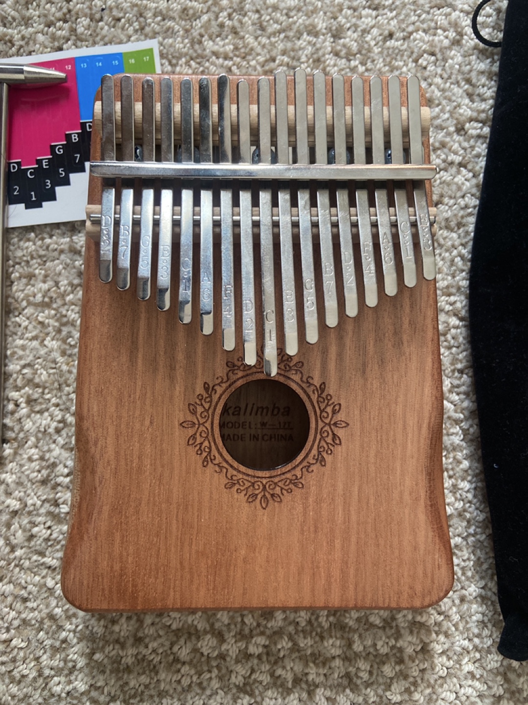17 Keys Kalimba + Tuner + Label Stickers + Container | Brand new - photo 2
