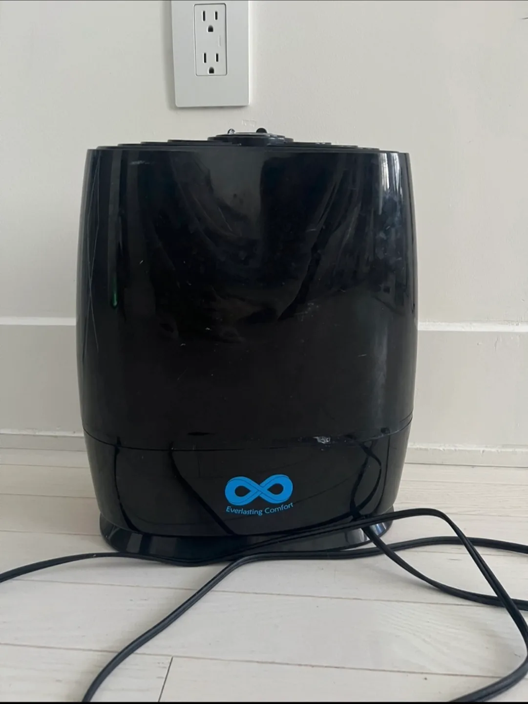 Ultrasonic Humidifier thumbnail