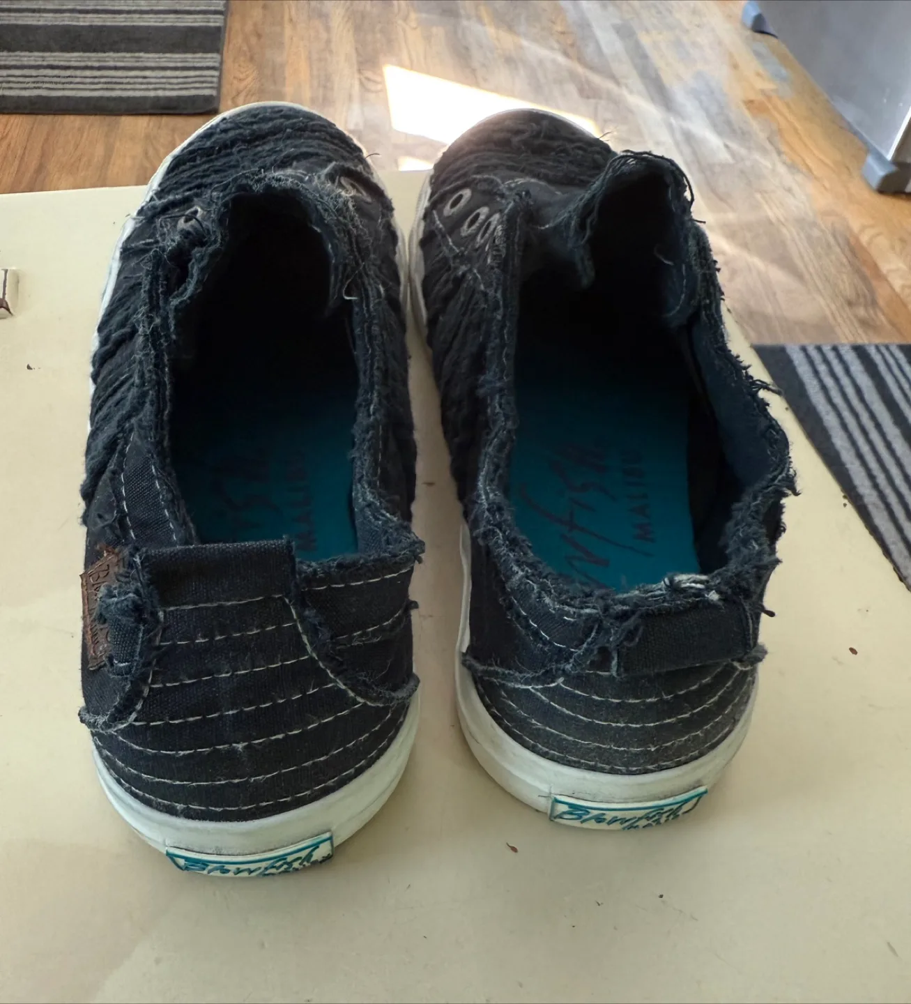 Blowfish Malibu Black Slip-On Sneakers image indicator(2)