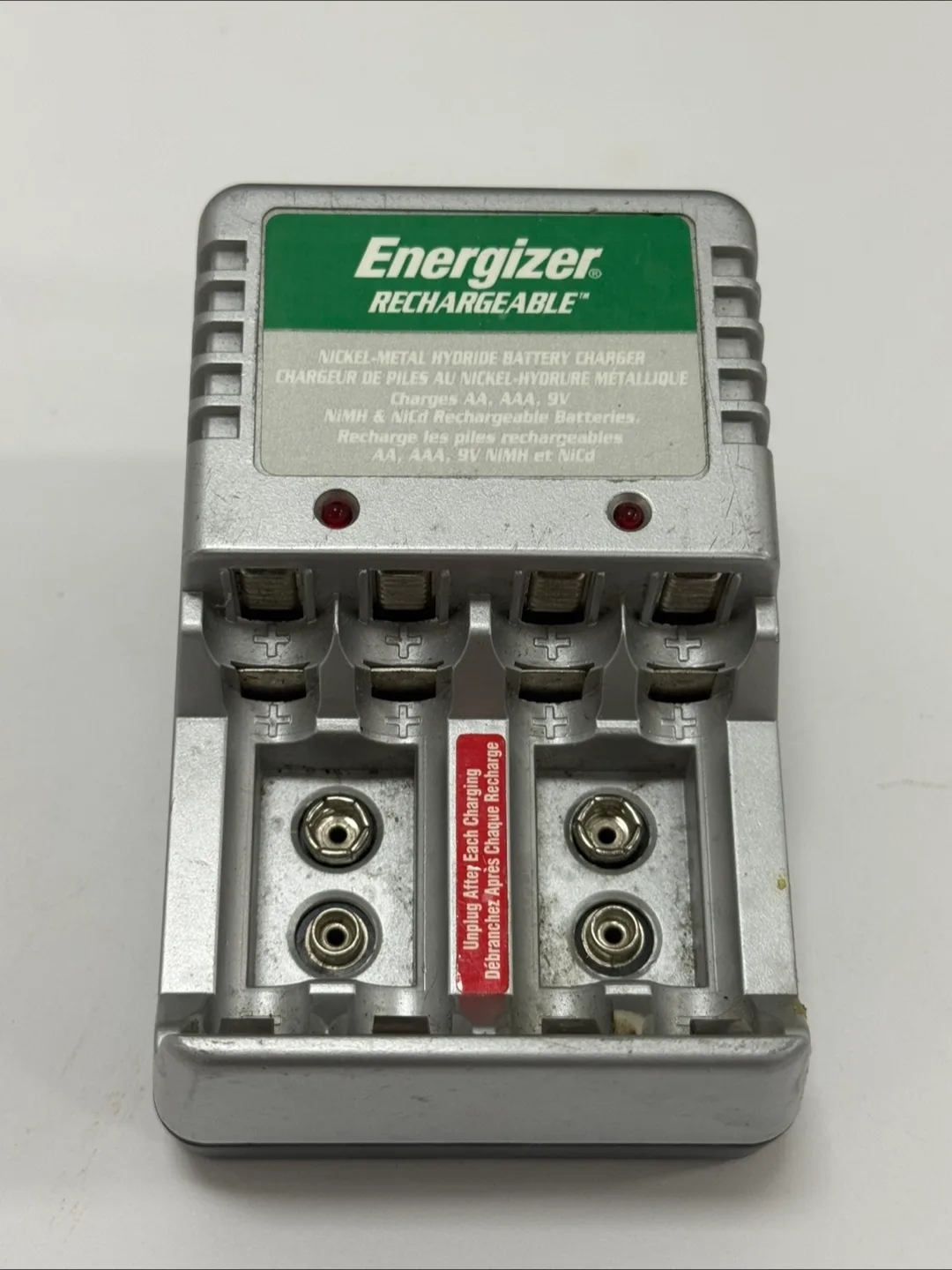 Energizer Rechargeable Battery Charger thumbnail