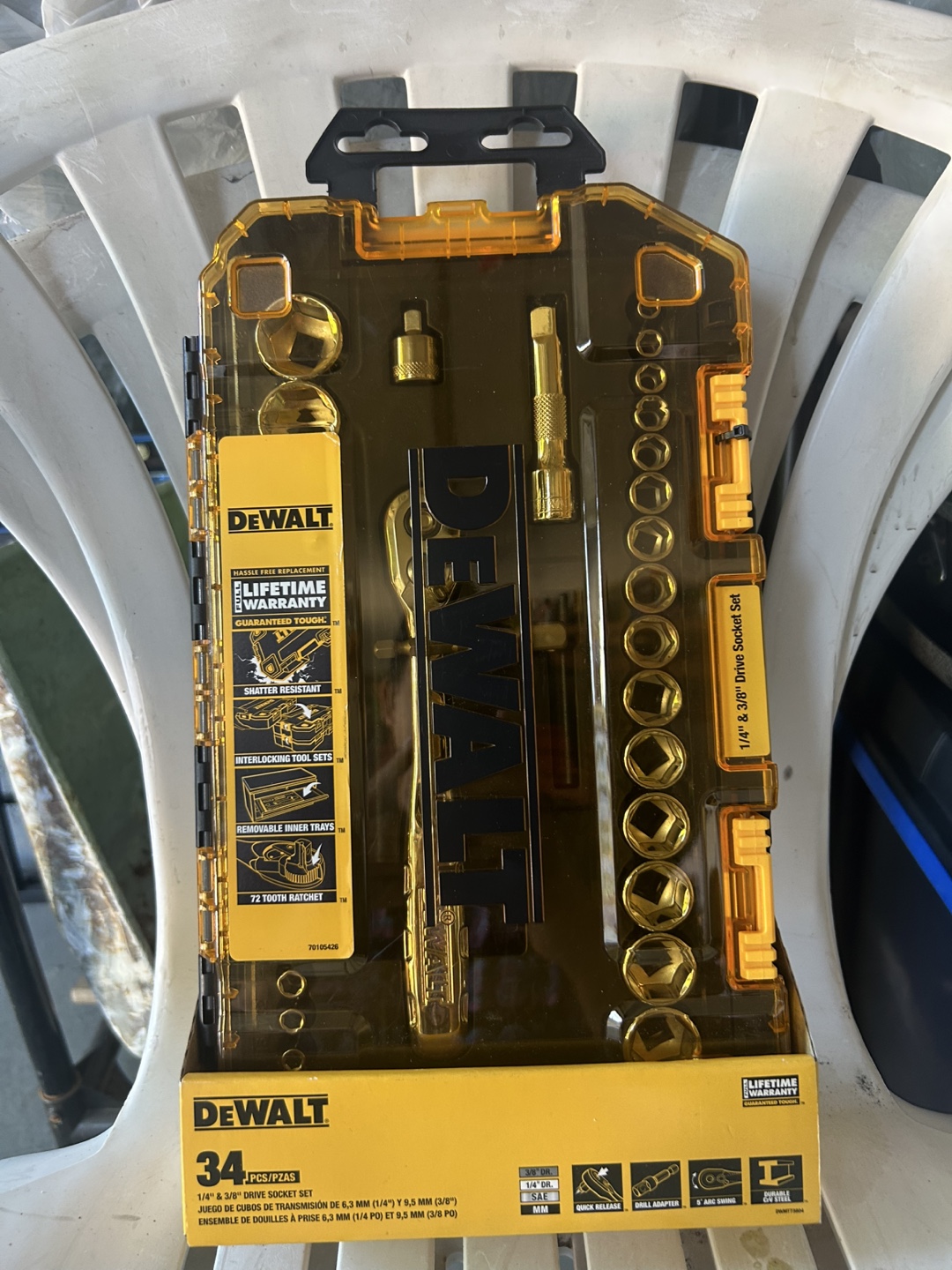 DeWalt 34-Piece 1/4" & 3/8" Drive Socket Set - New